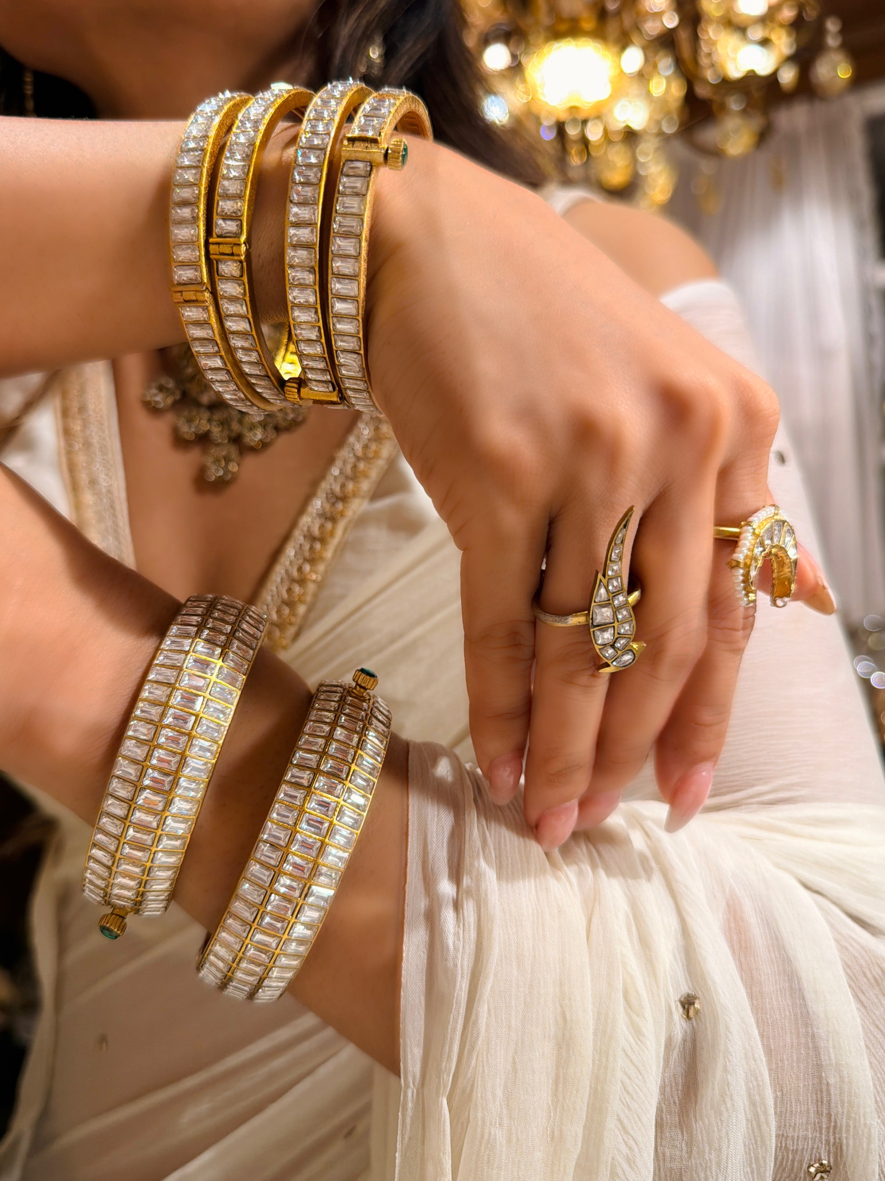 Deepti sleek Polki Bangle