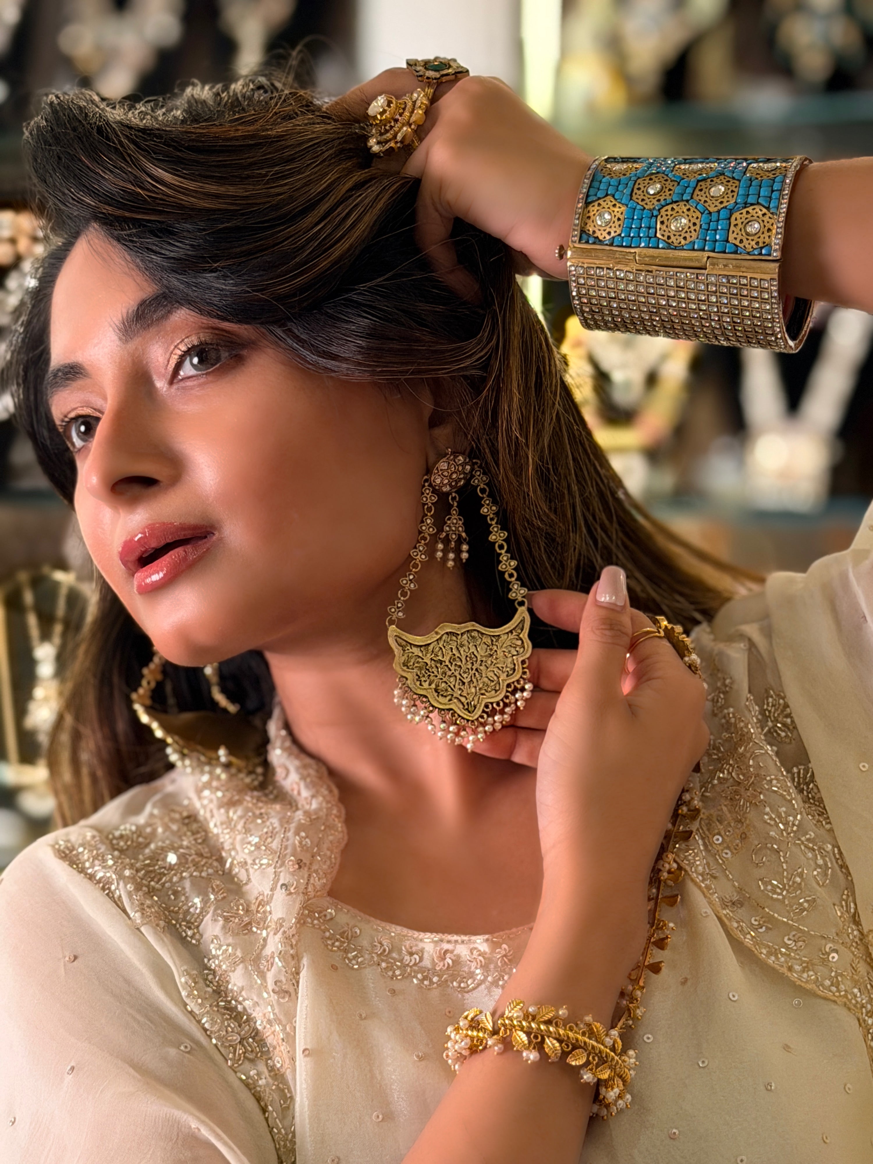 Nakashi Dangler - Mahira