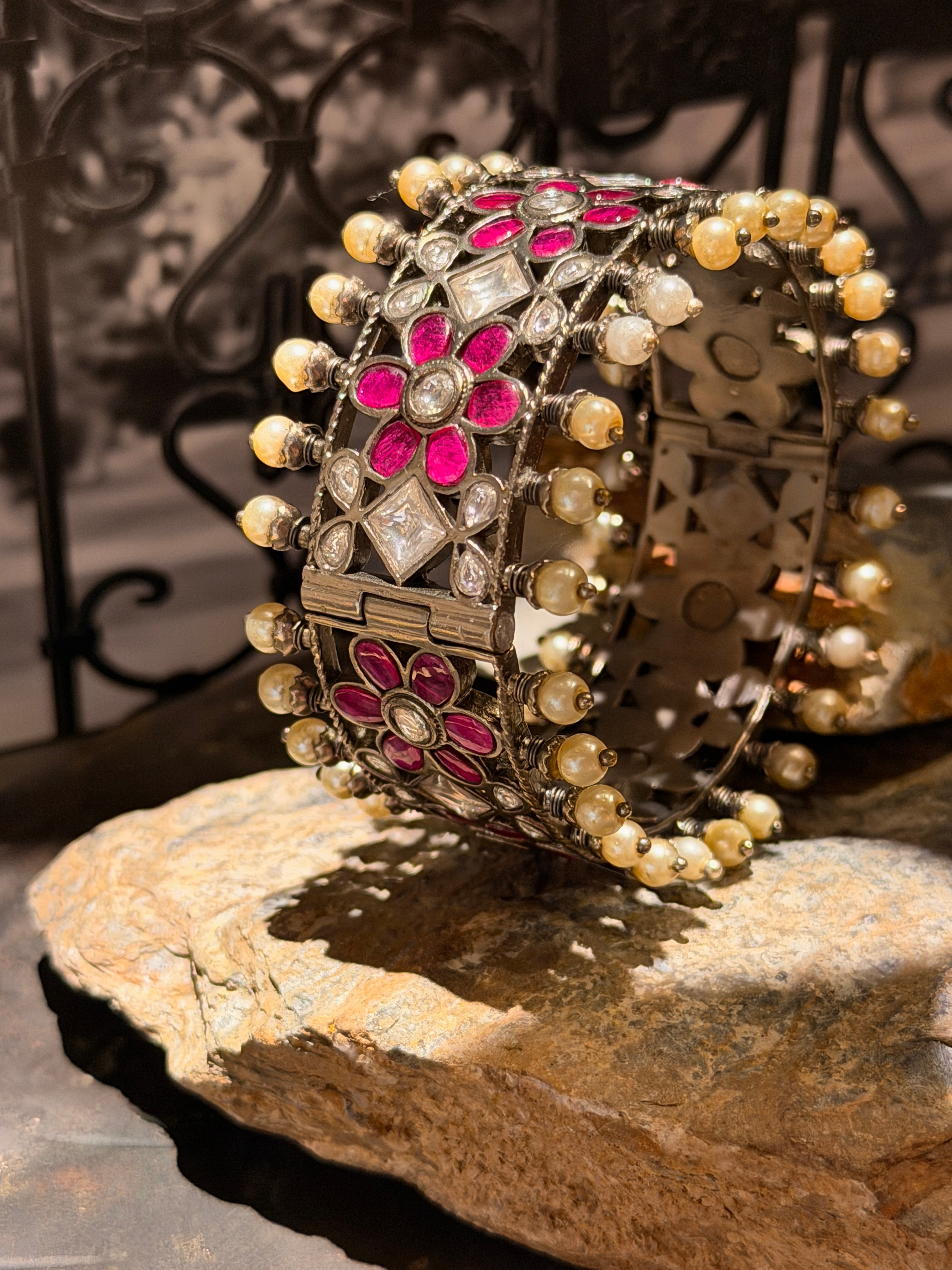 Antique Silver phool moti bangle - MAHIRA