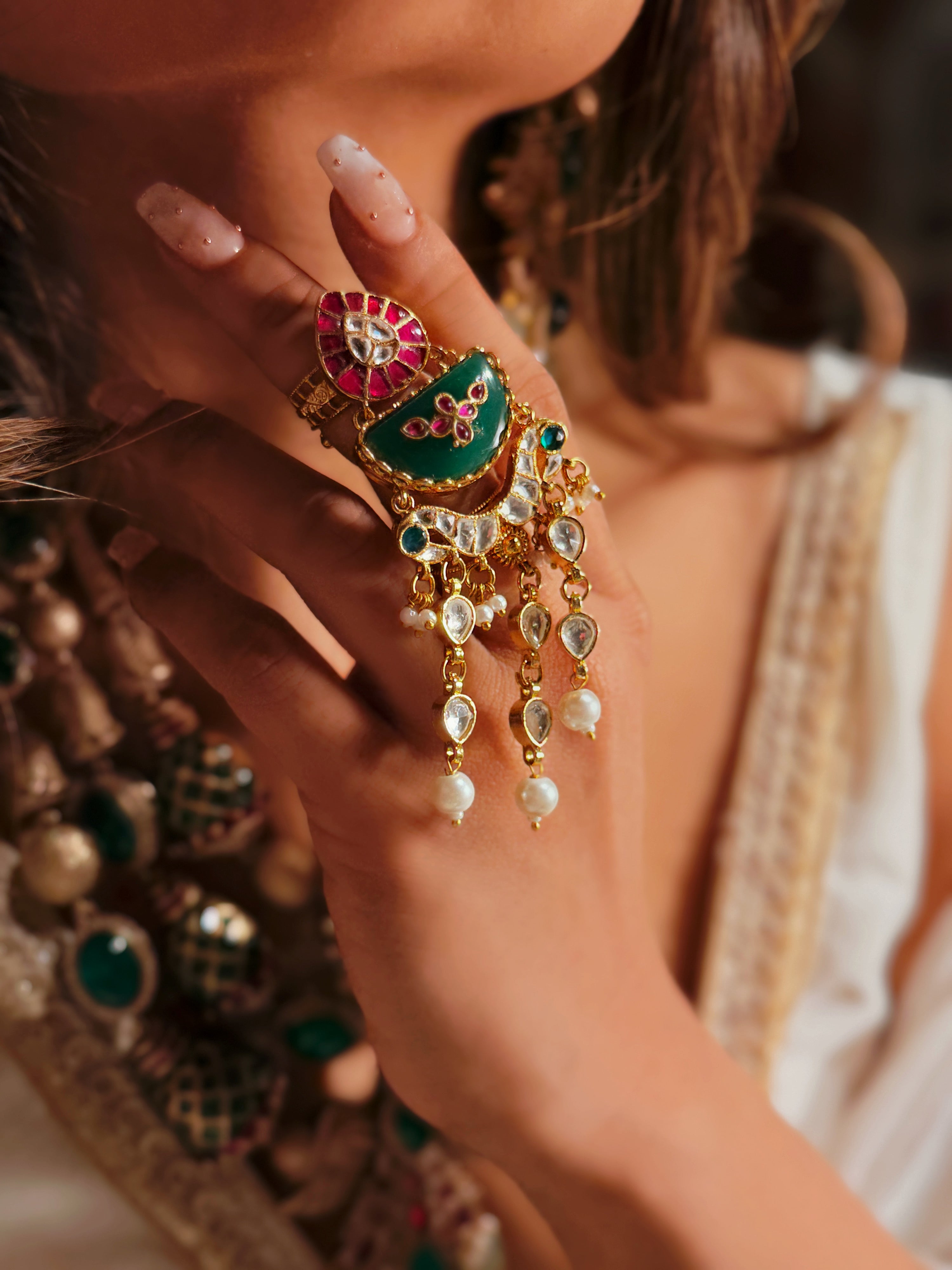 Zareen Kundan dangling Ring