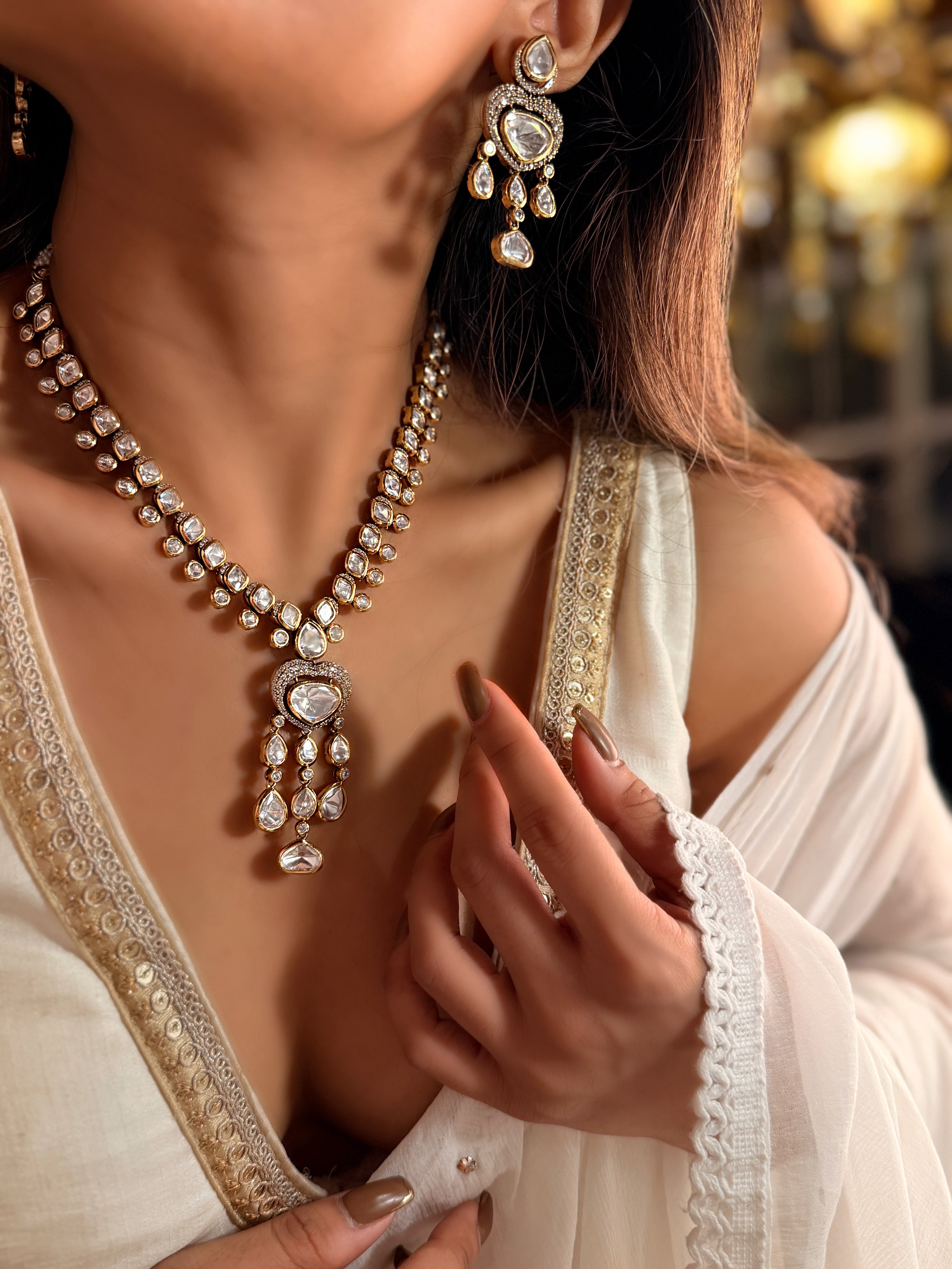Dainty Tear Drop Necklace