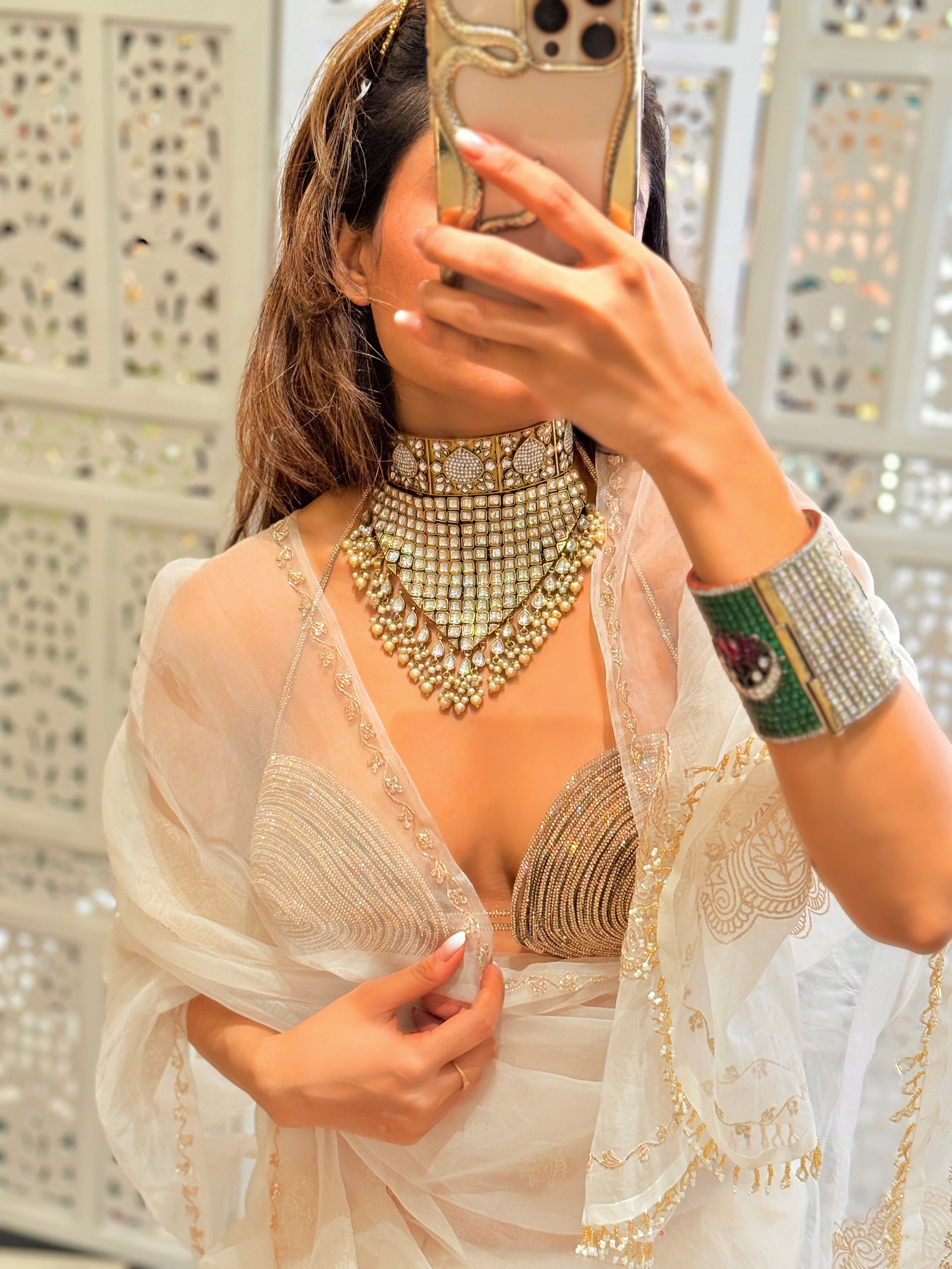 Golden Mirage - MAHIRA
