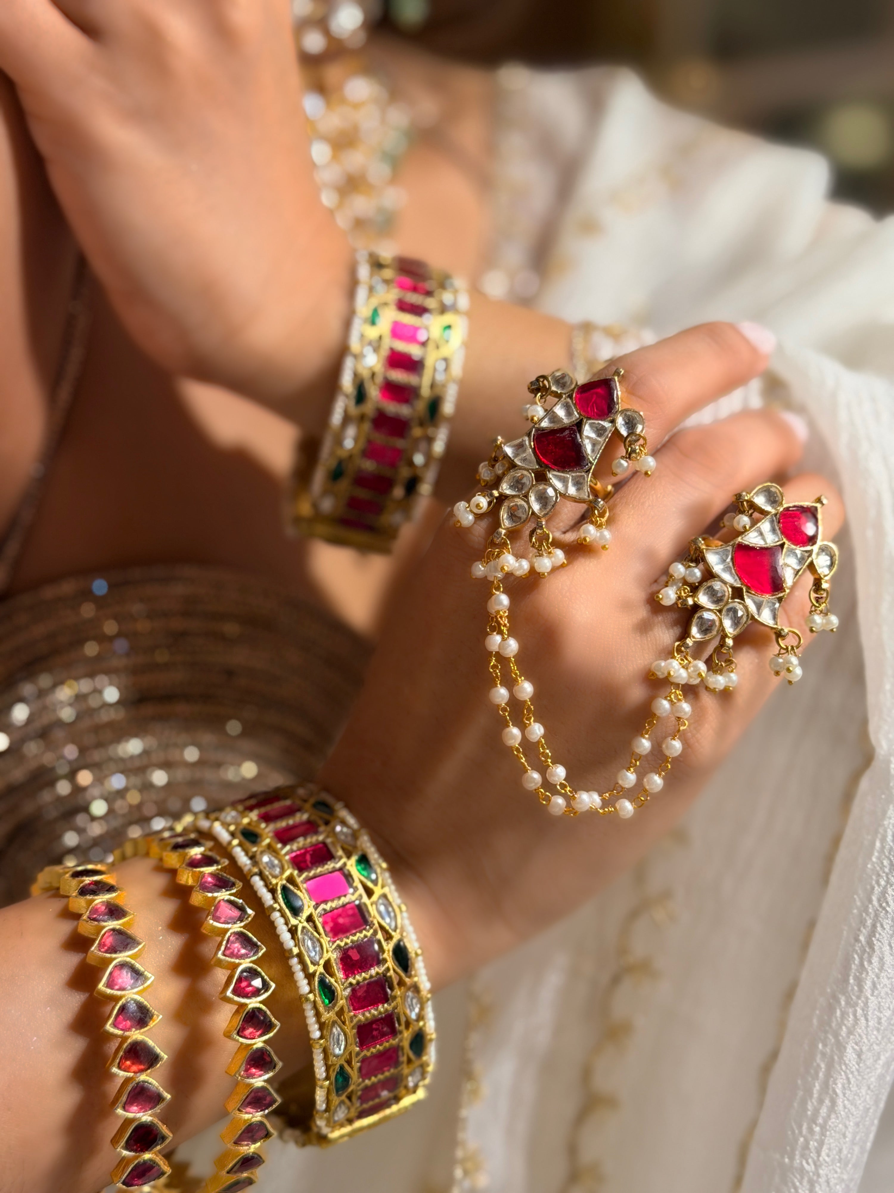 Matsya Pearl chain Dual Finger Ring