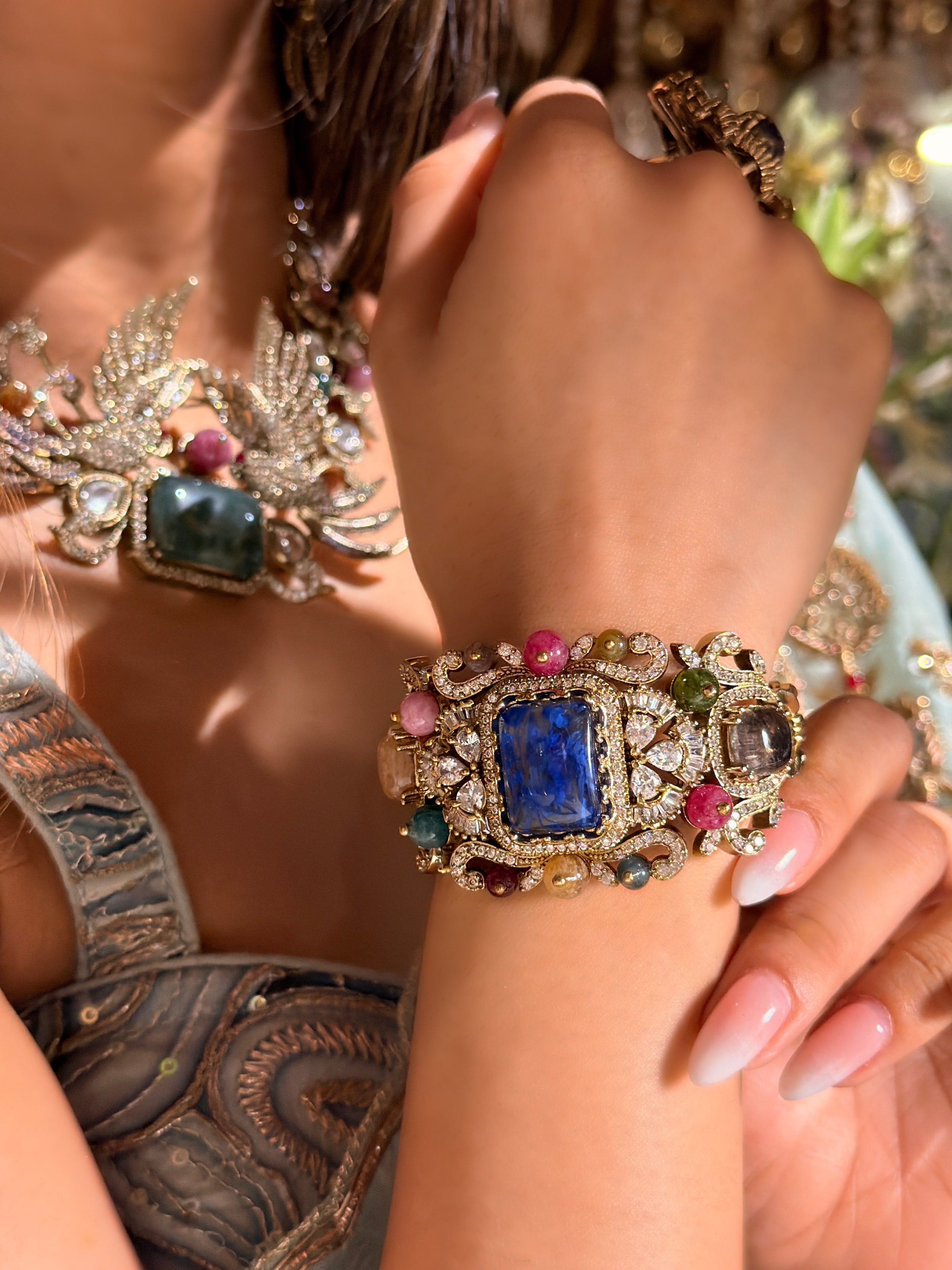 Elizabeth Ornate Elegance Bracelet- Sapphire