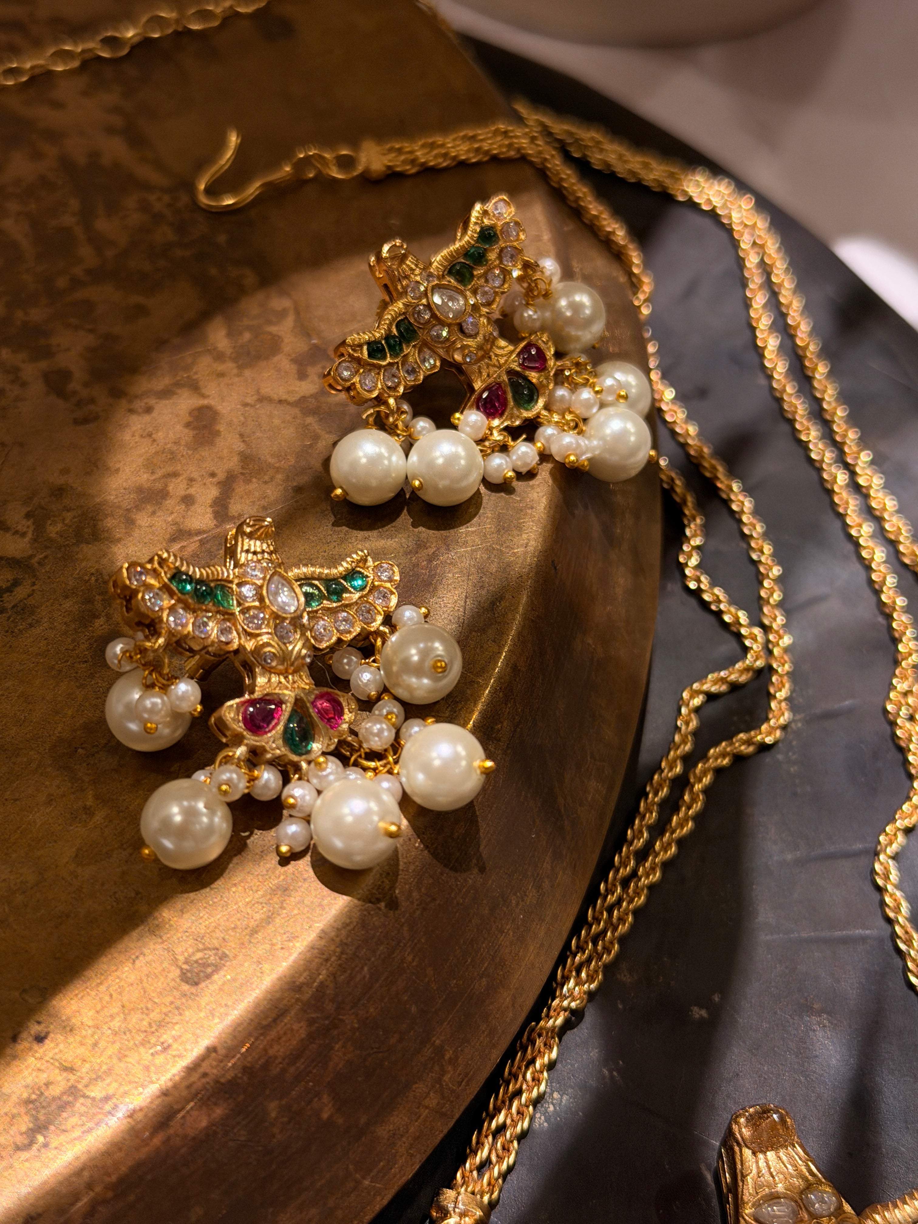 Garuda Leela chain pendant