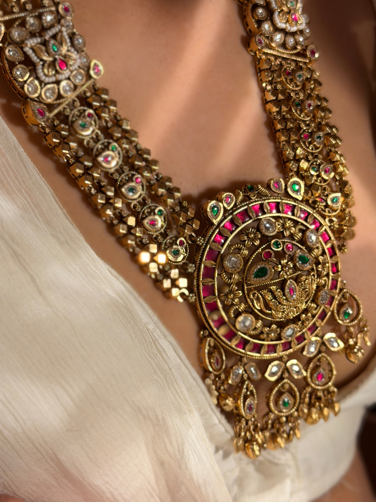 Kashvi gold plated Rajwadi Necklace