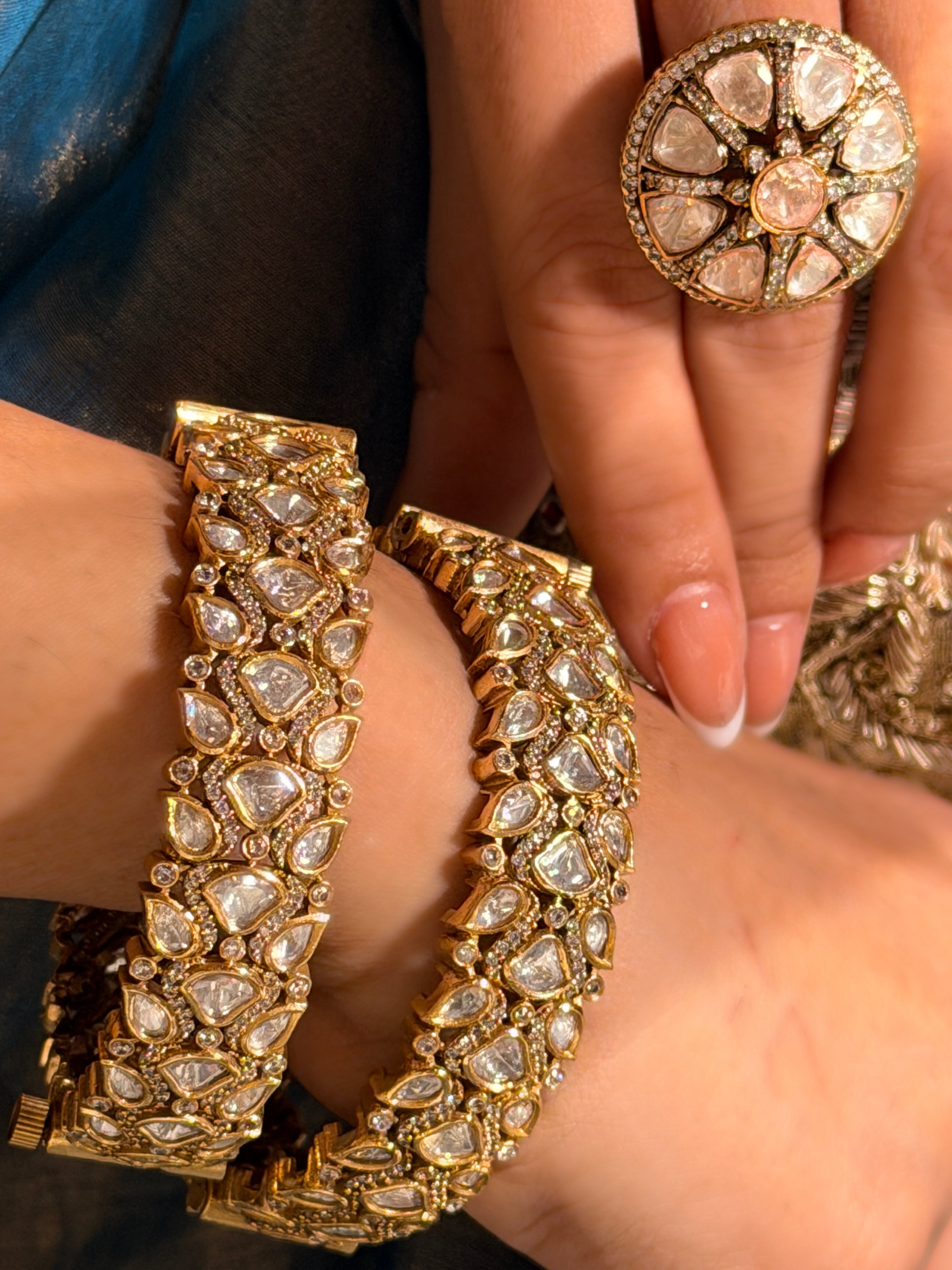 Vidhi Polki Bangle