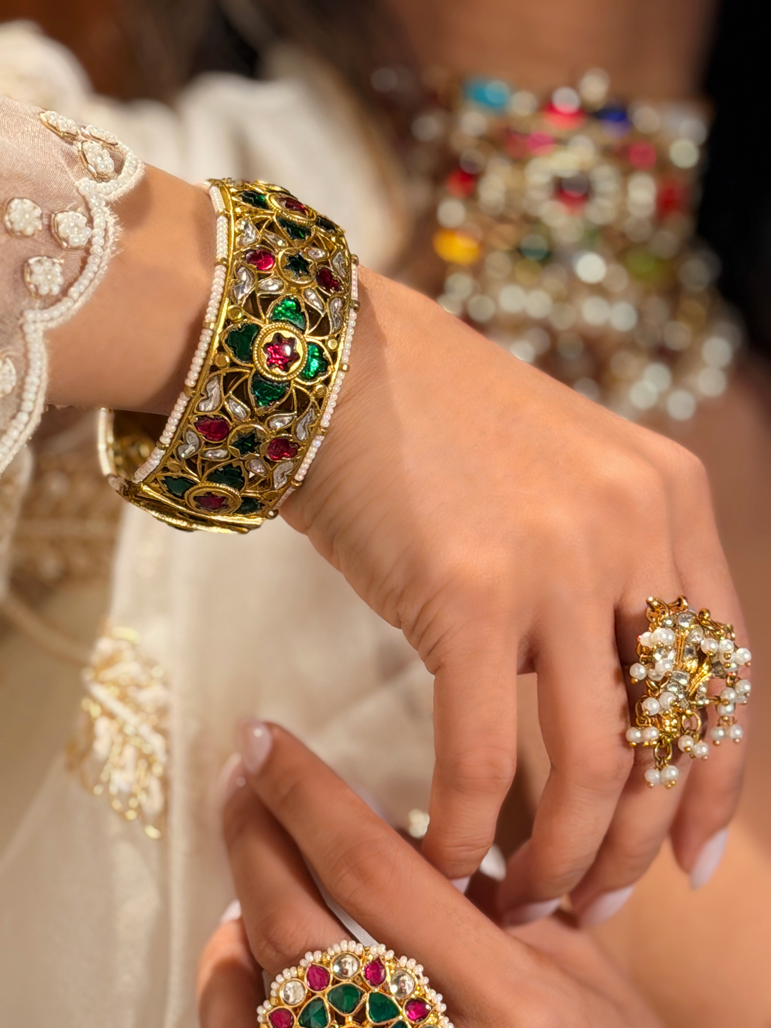 Bharya Jadau Kada