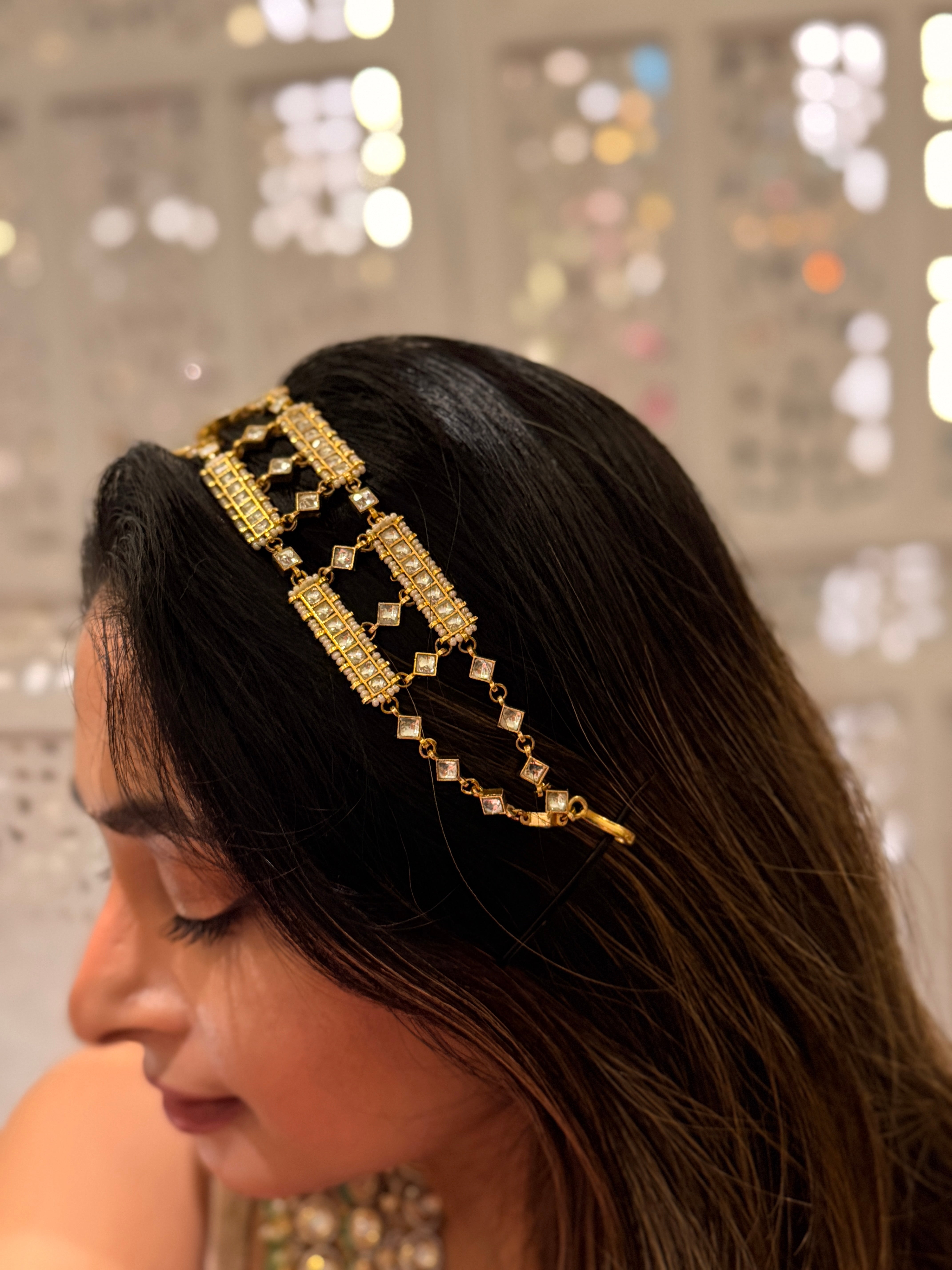 Paridhan Mathapatti ( head band)