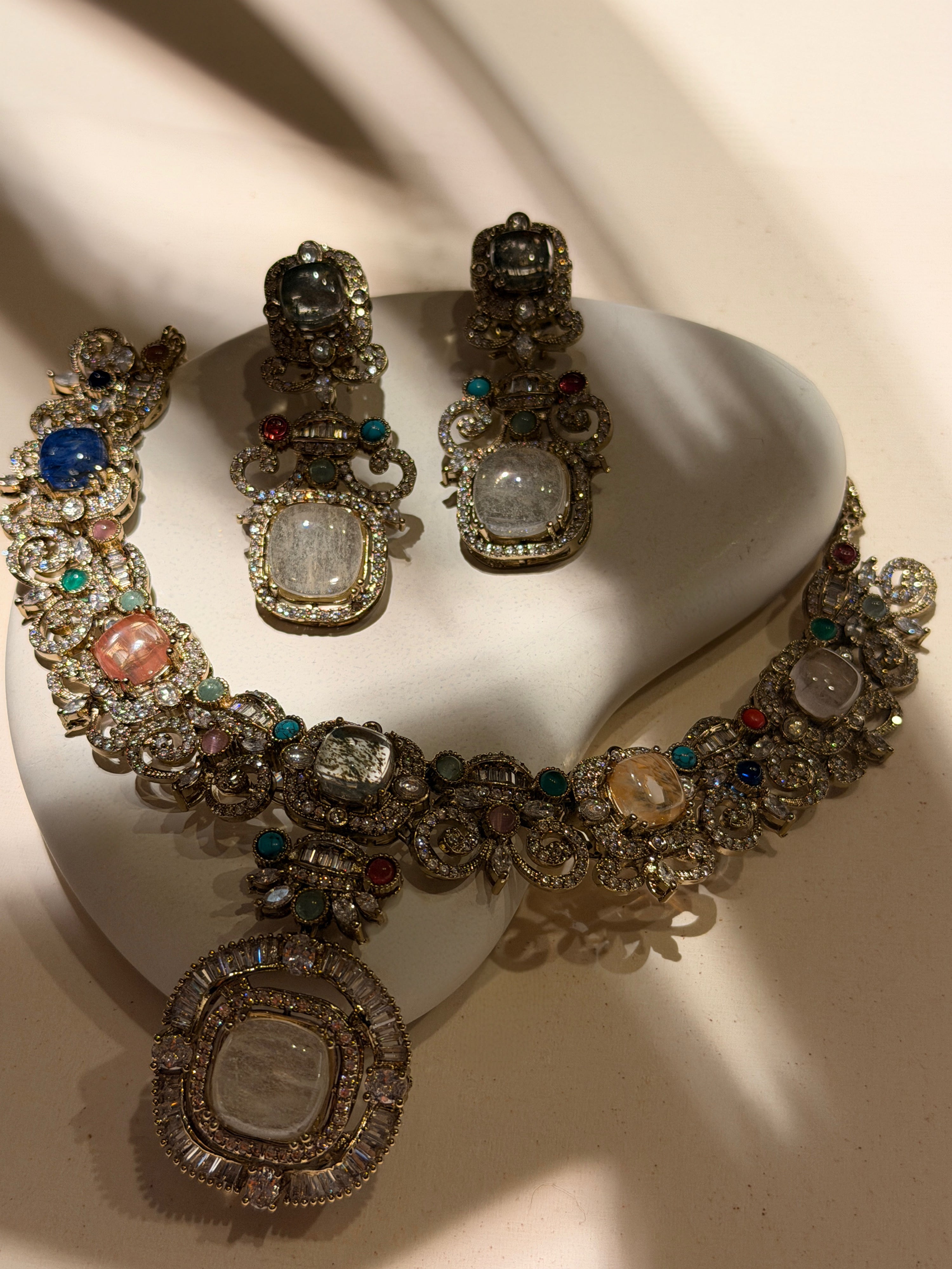 Elizabeth Aurora Gem Cascade