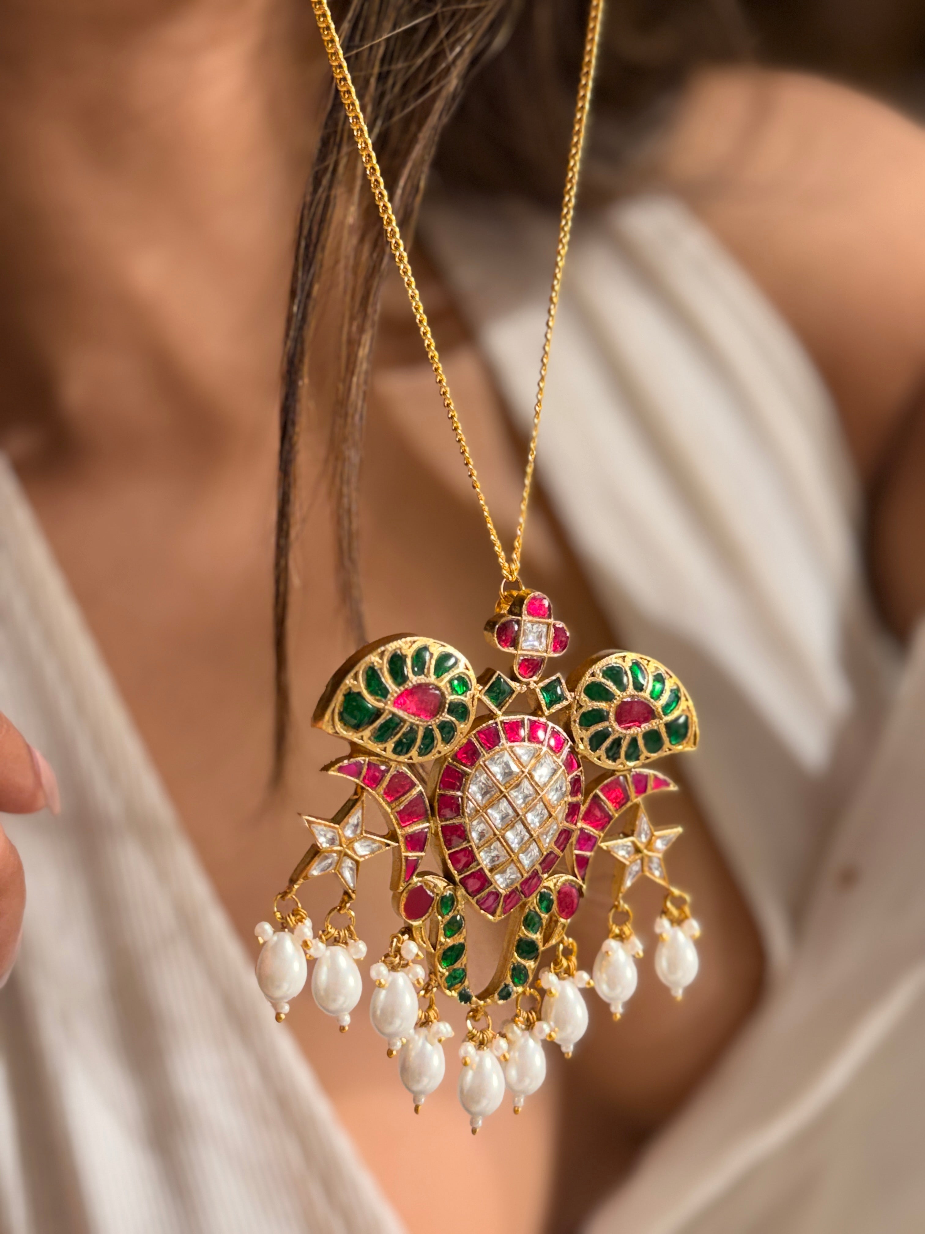 Tarika jadau Pendant