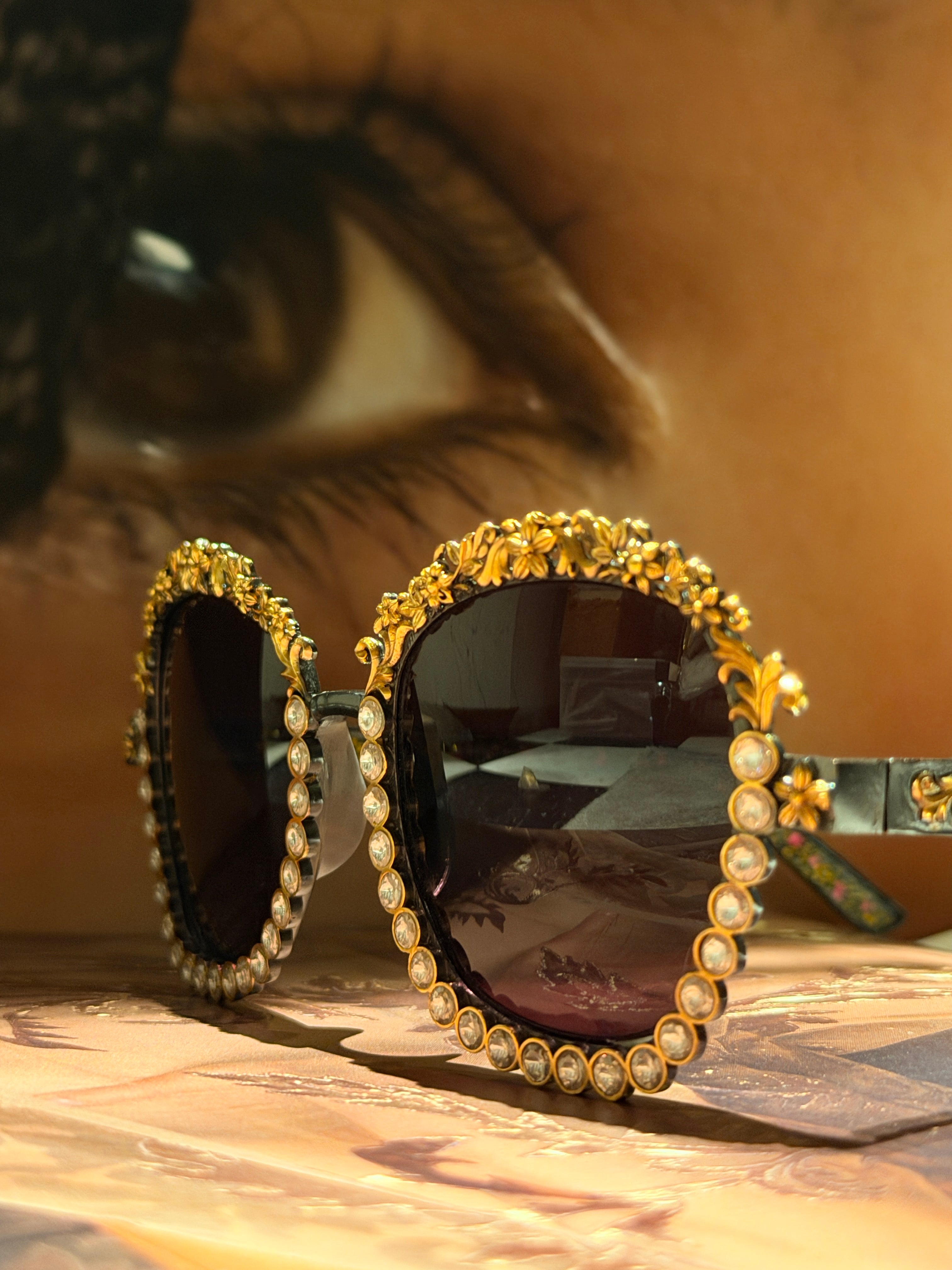 The Maharani Éclat Glass - Mahira