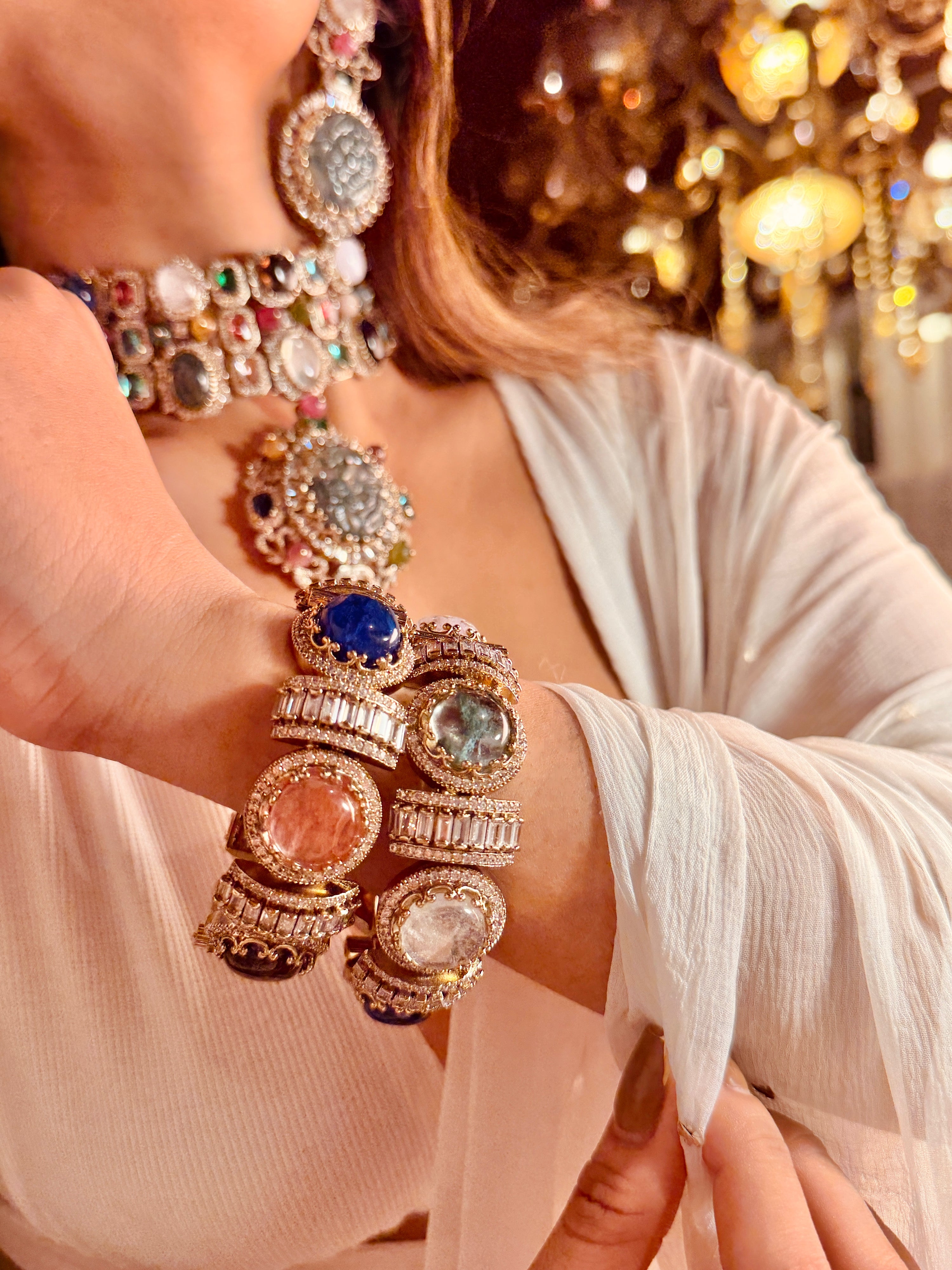 Rise above Dark- Elizabeth