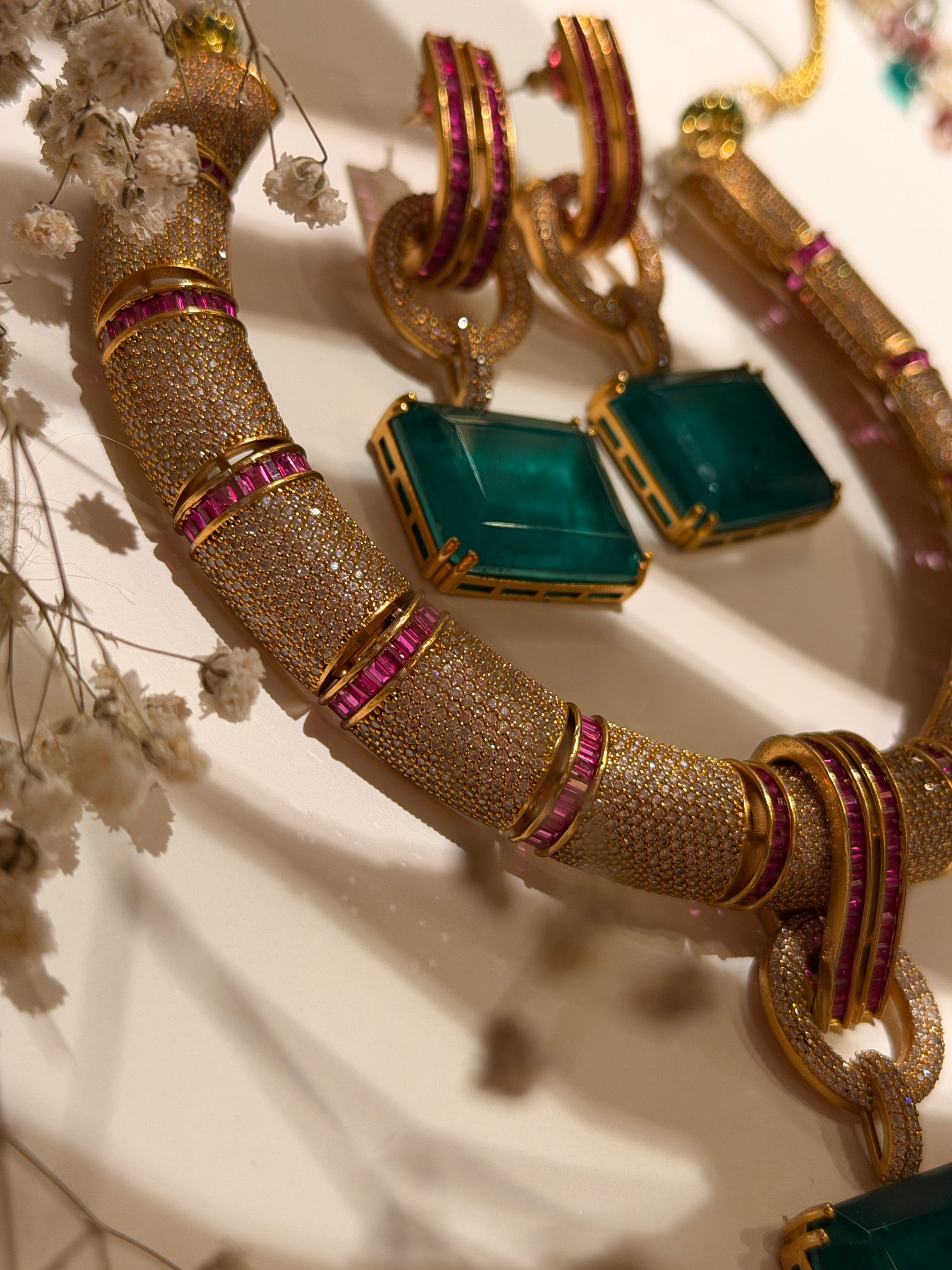 Emerald Majestic Necklace