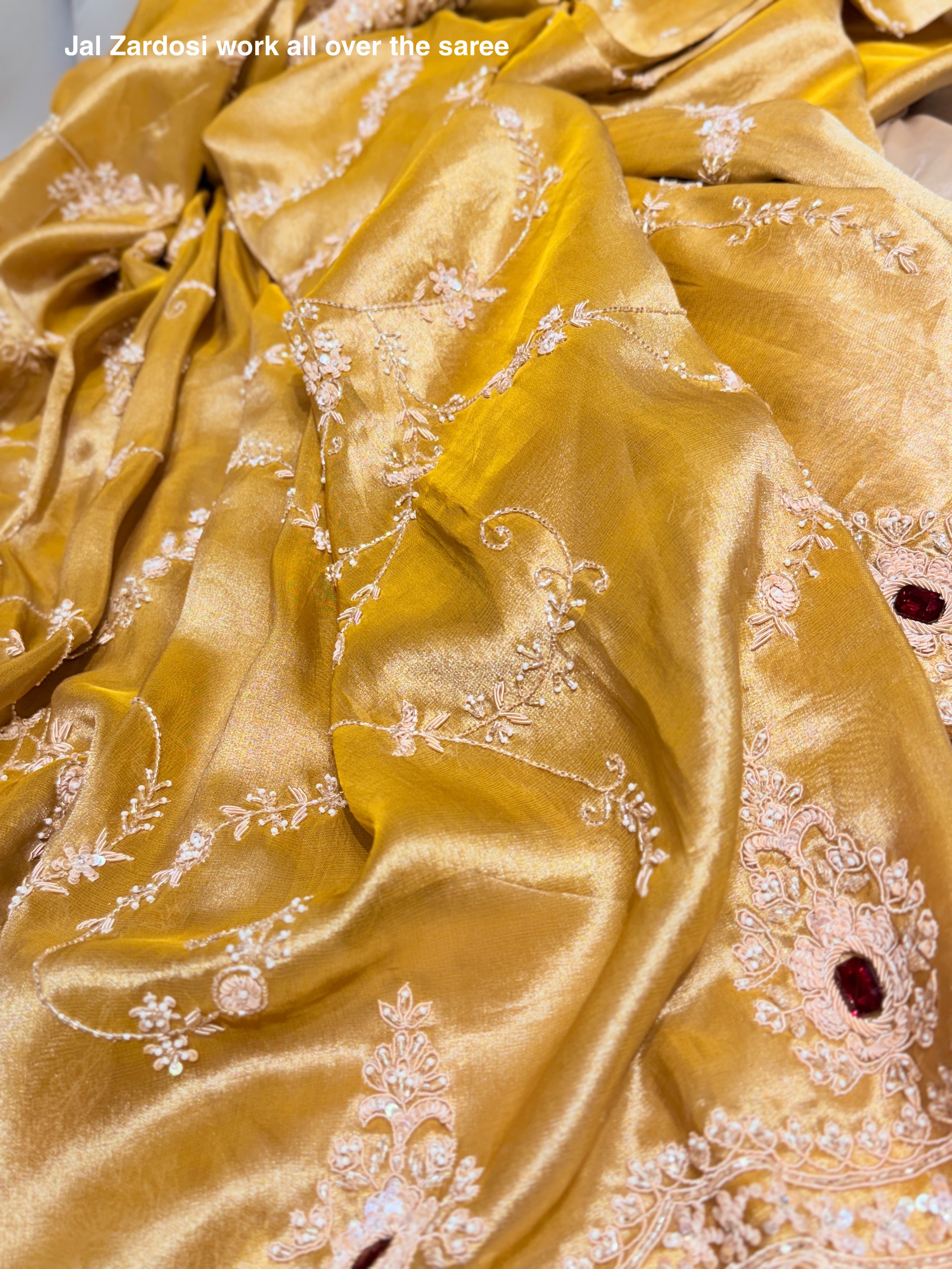 Molten Gold Tissue Kanjivaram Silk with heavy Zardosi bordered Saree with Unstitched Blouse piece