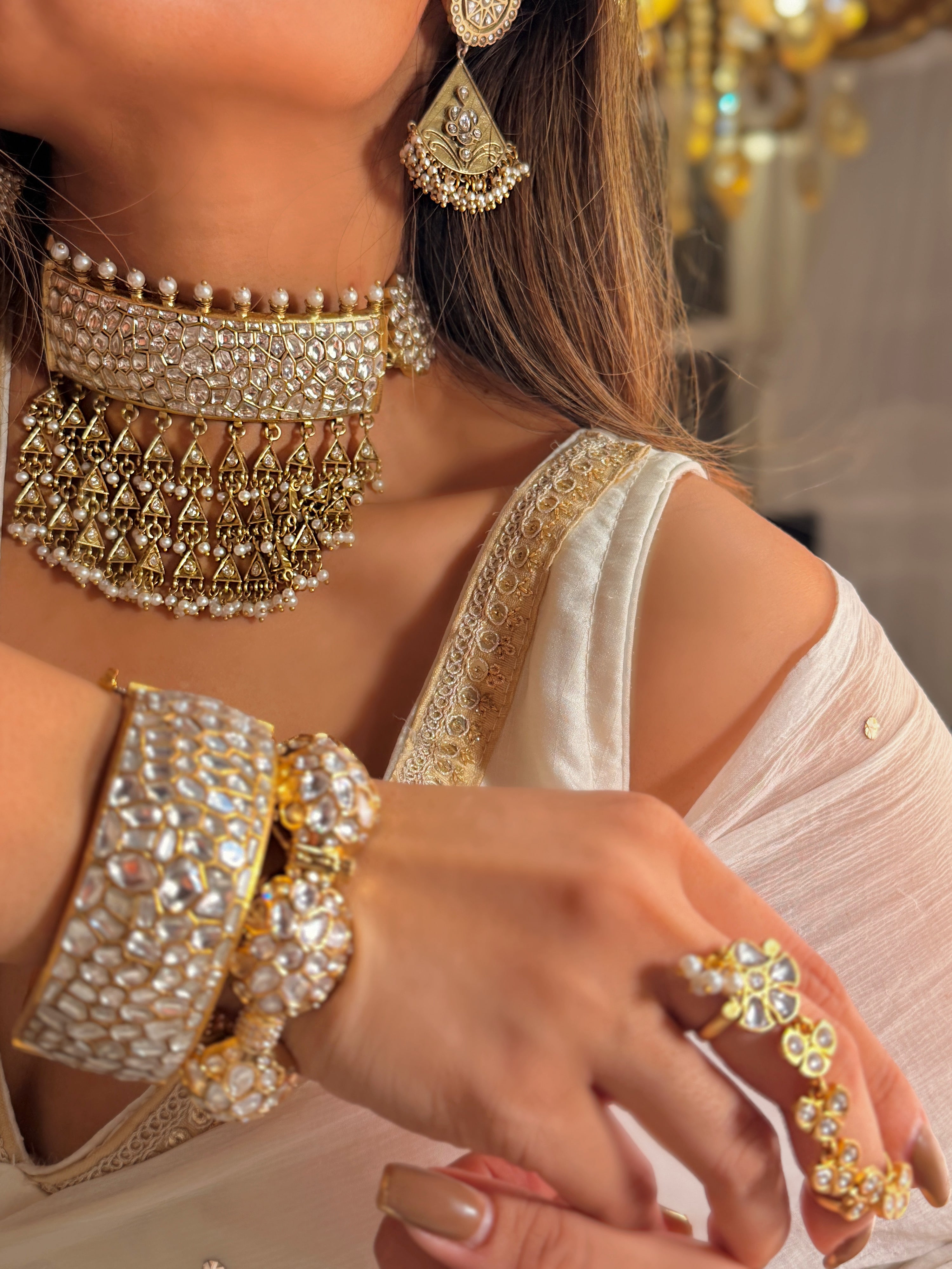 Soumya curve polki bangle