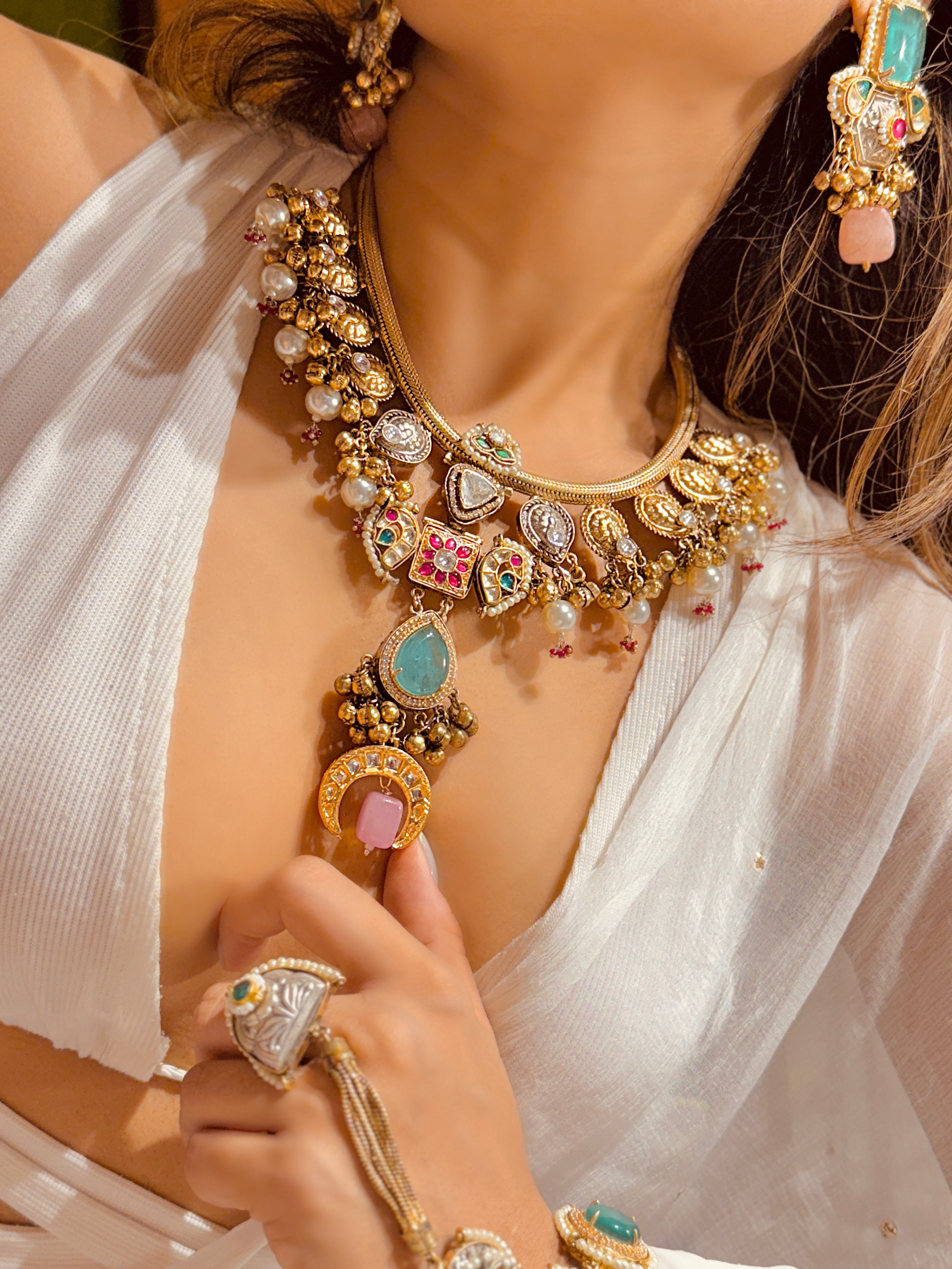 Naaz Necklace