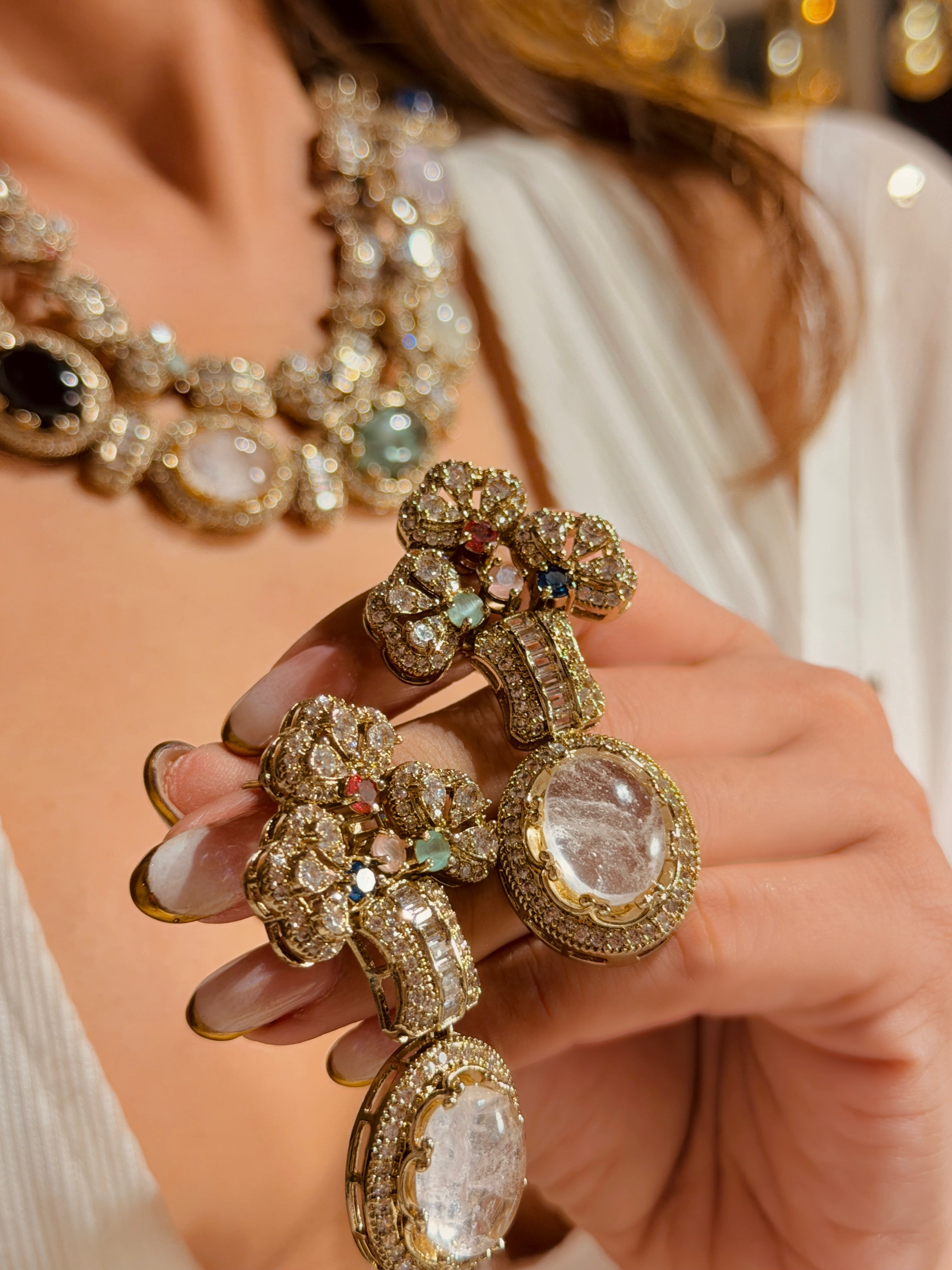 Aura Elizabeth Double layered Necklace