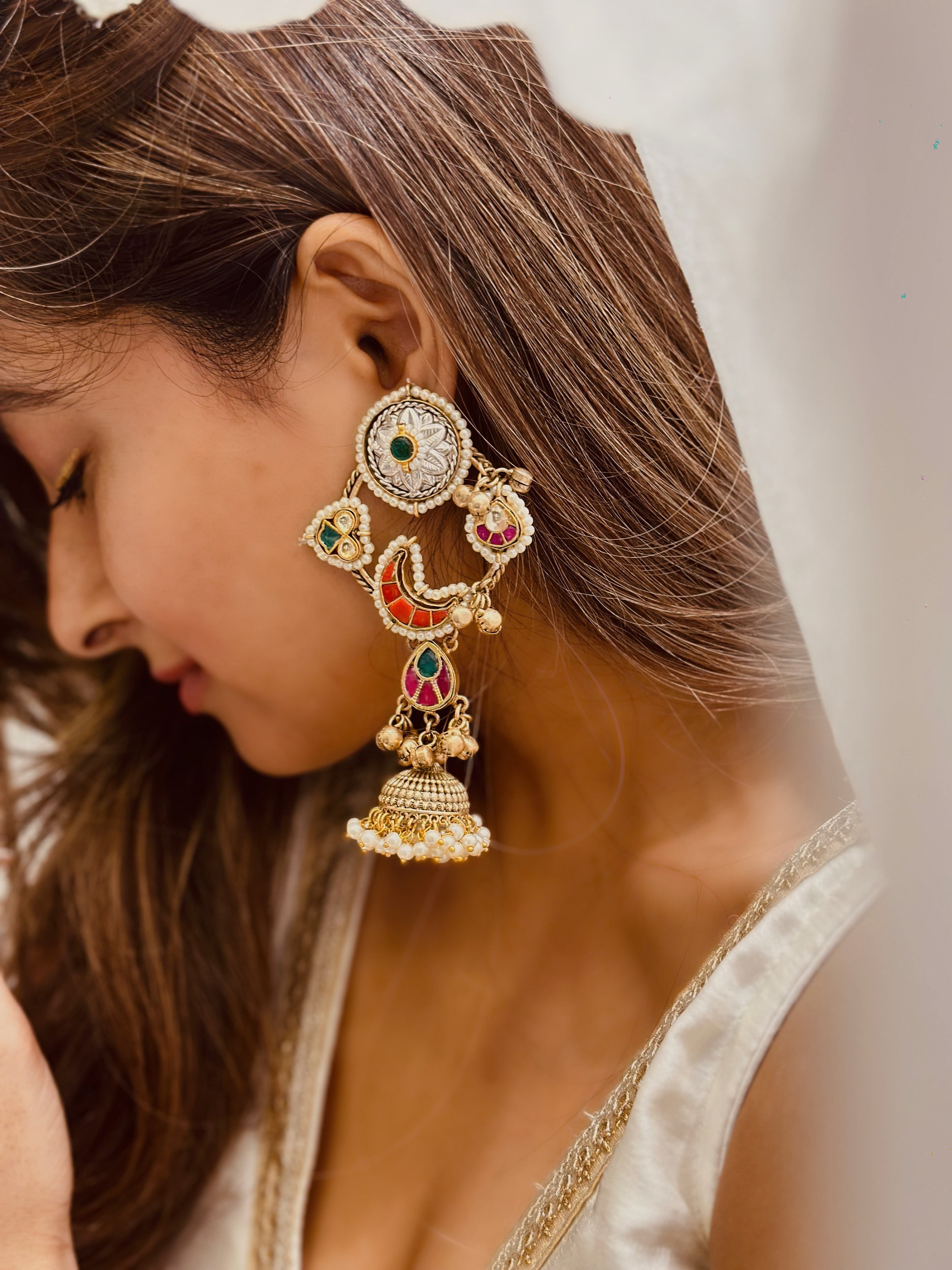 Nagma jhumki