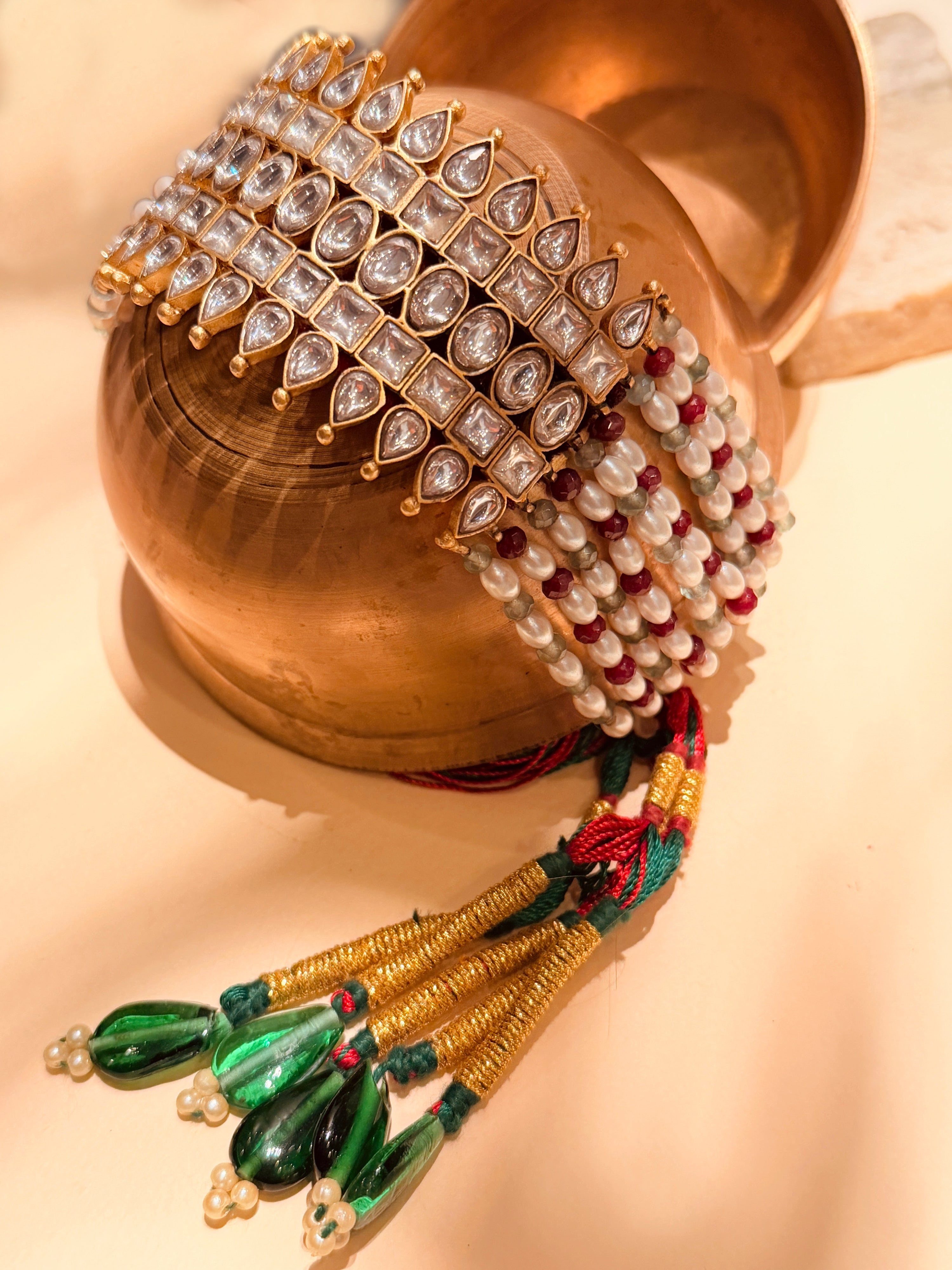 Heera Choker - Mahira