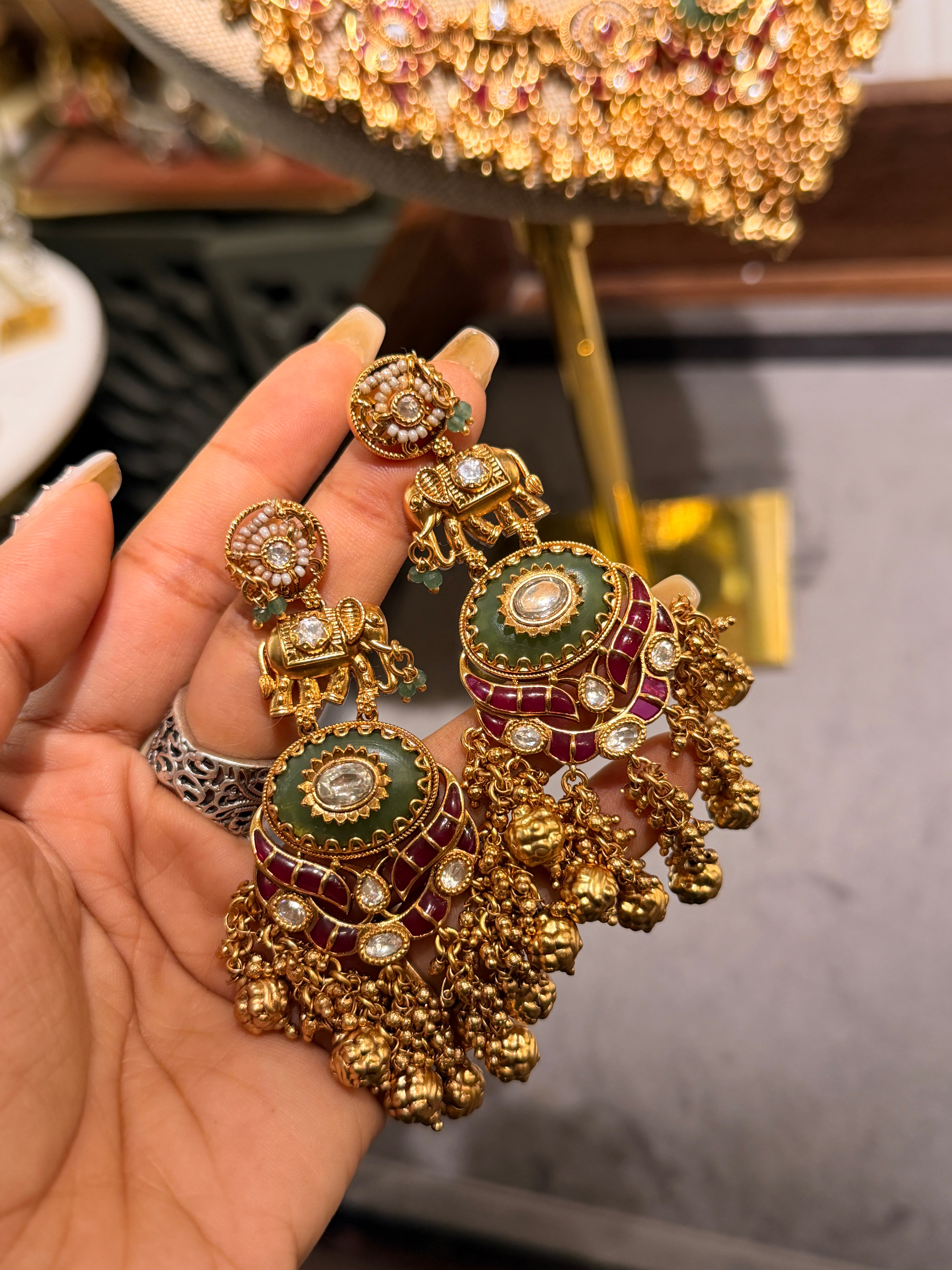 Srimanti Necklace
