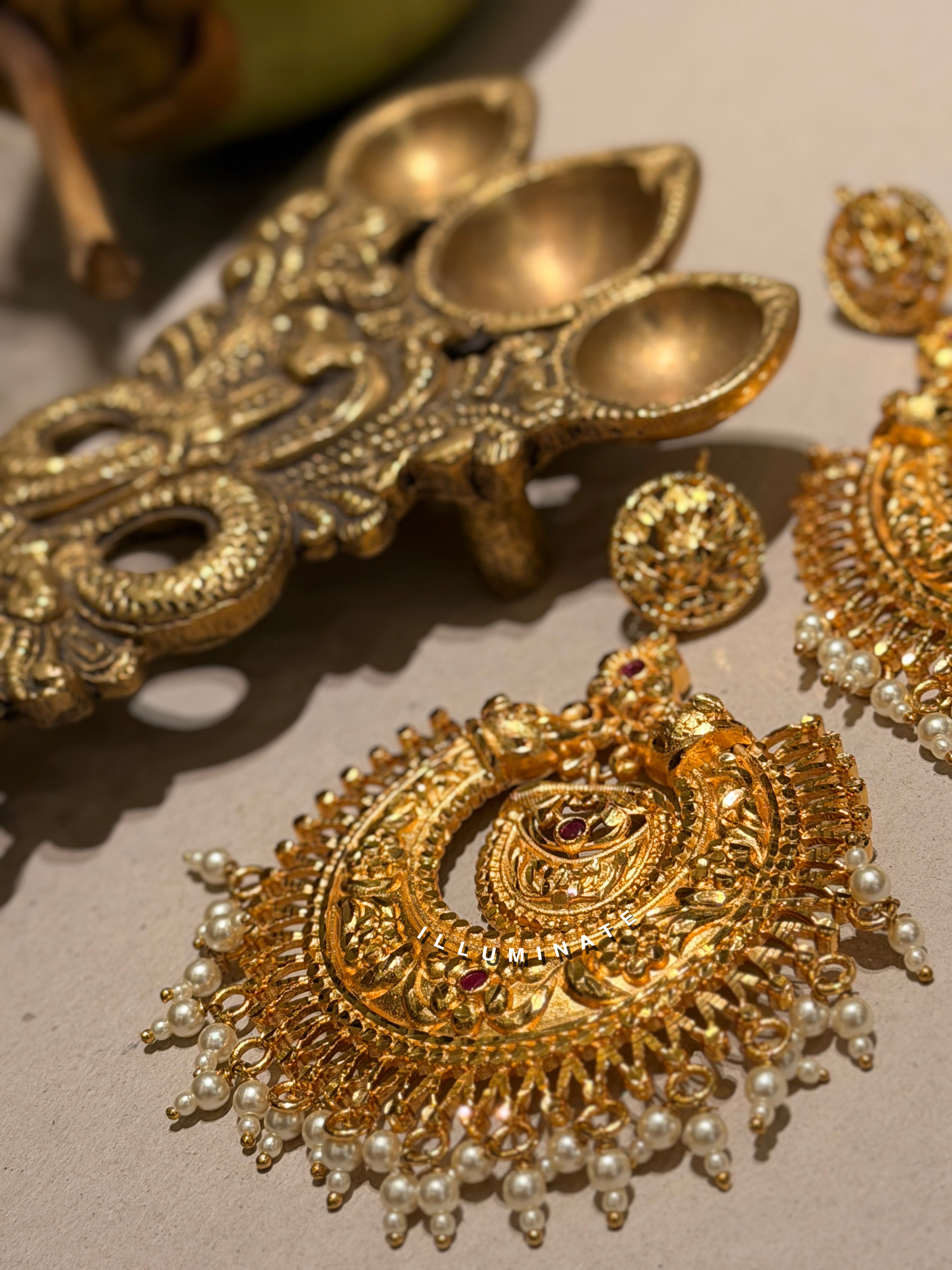 Hemangana Chandbali