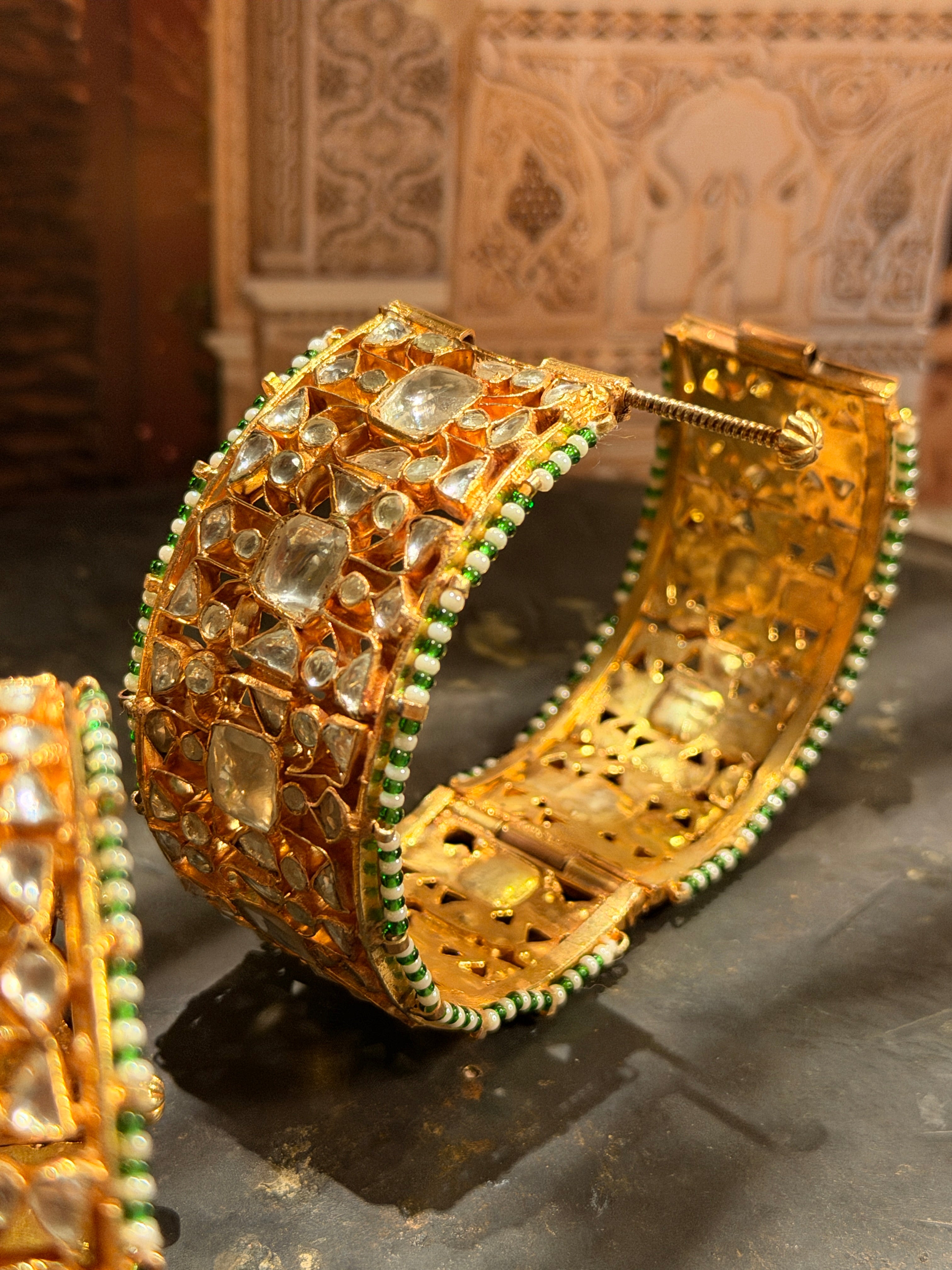 Manikya Kundan Bangle