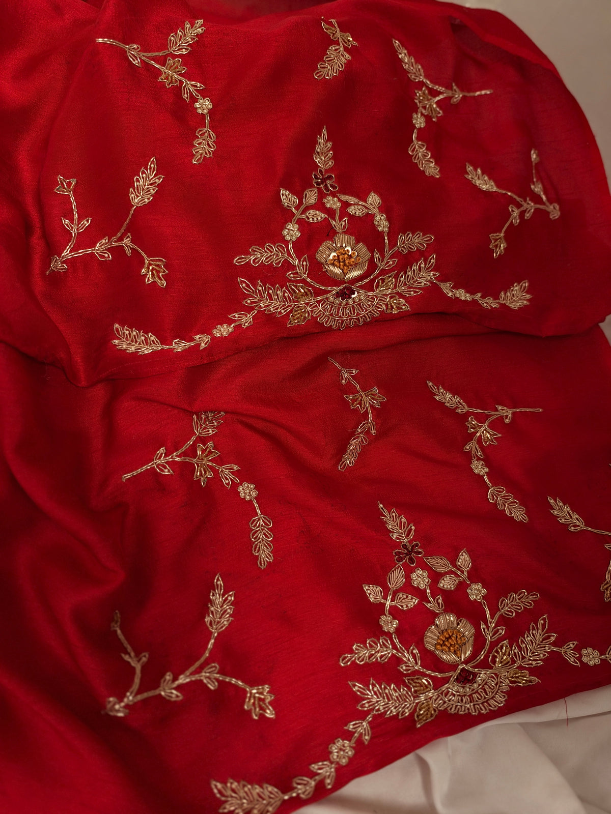Laal Ishq zardosi kora Banarasi saree