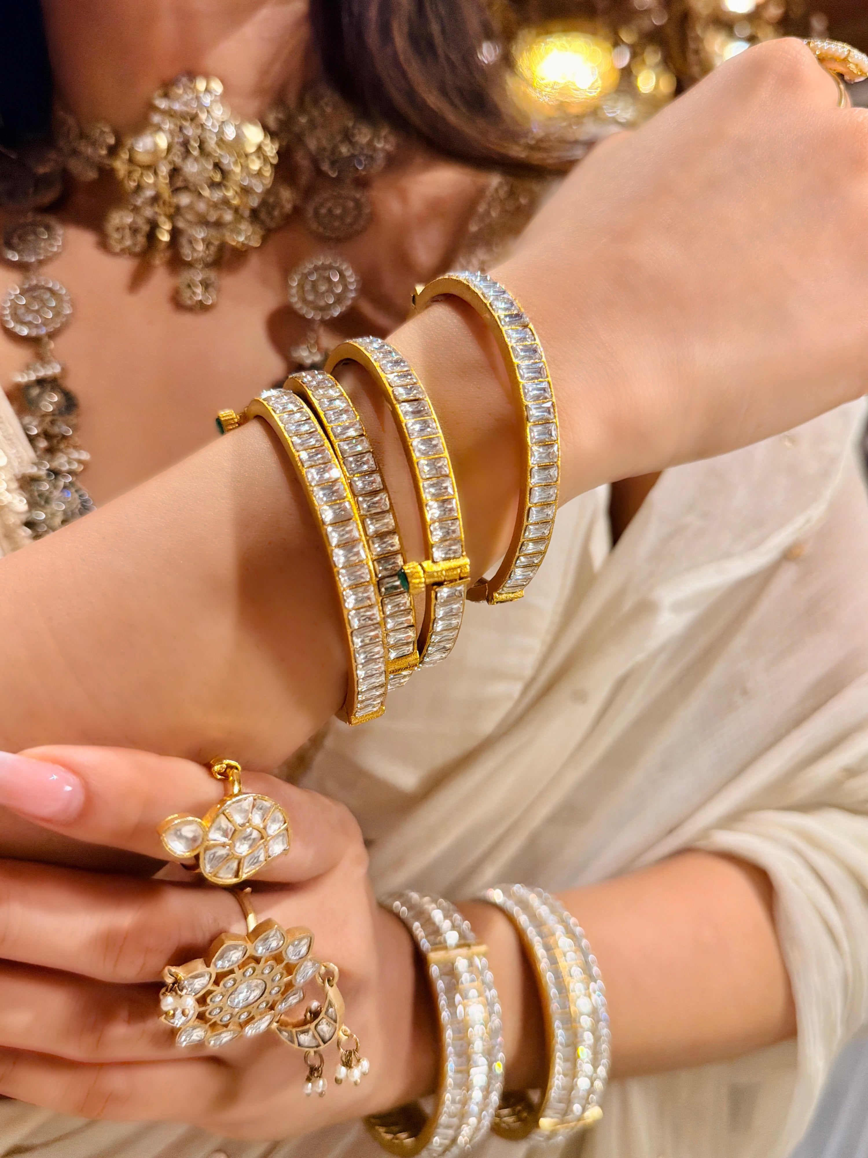 Deepti sleek Polki Bangle