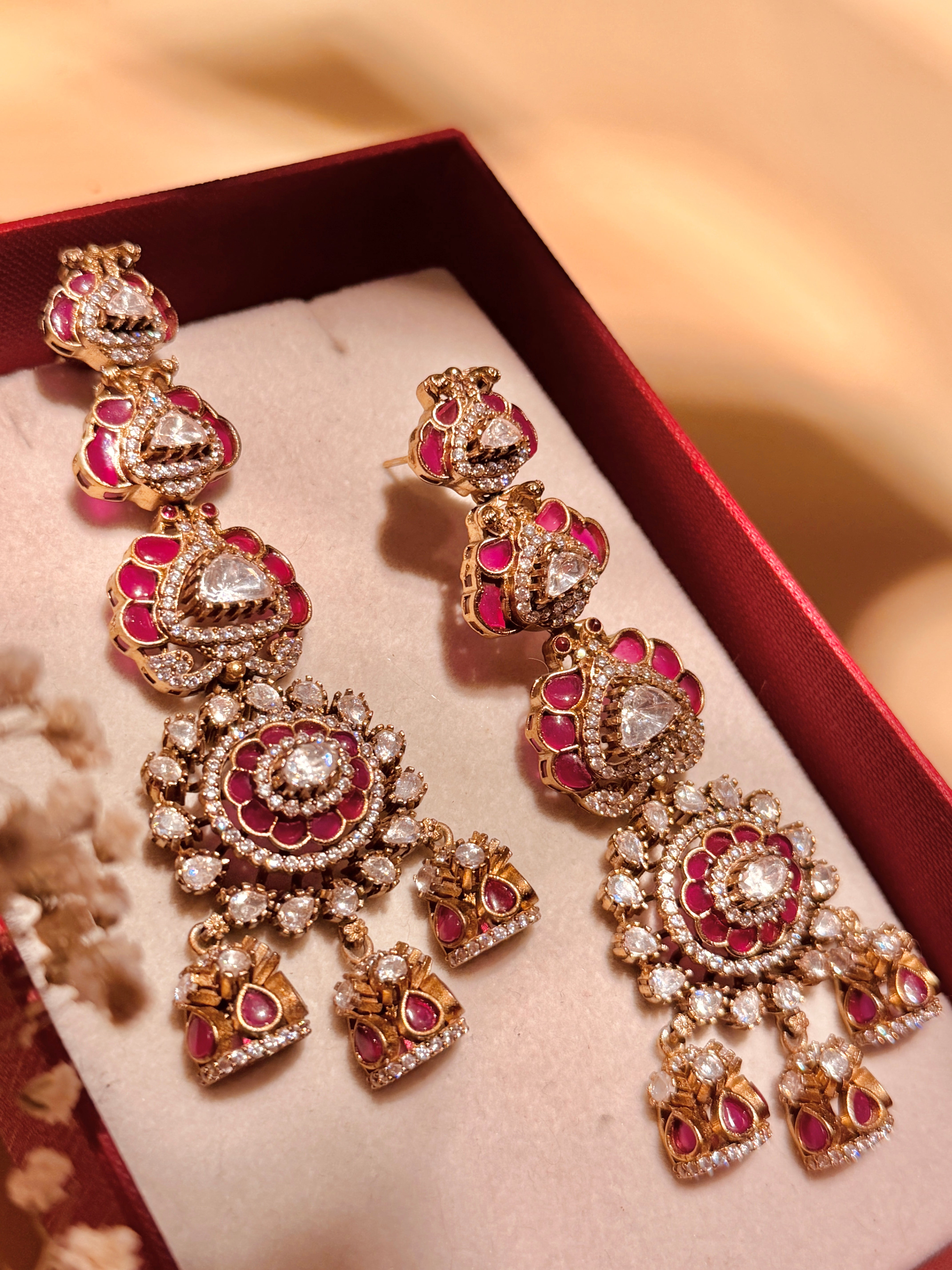 Nayantara multi layer Dangler