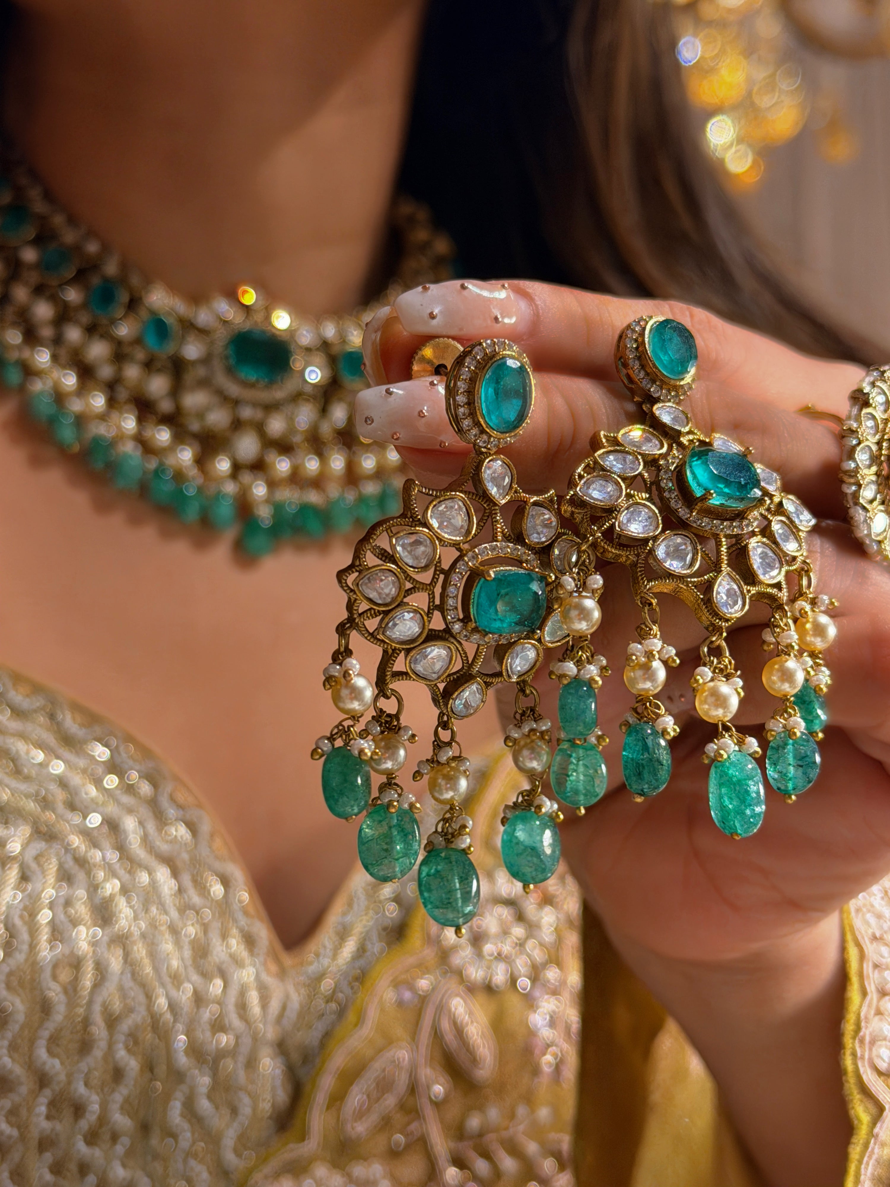 Elara Emerald Regalia Necklace