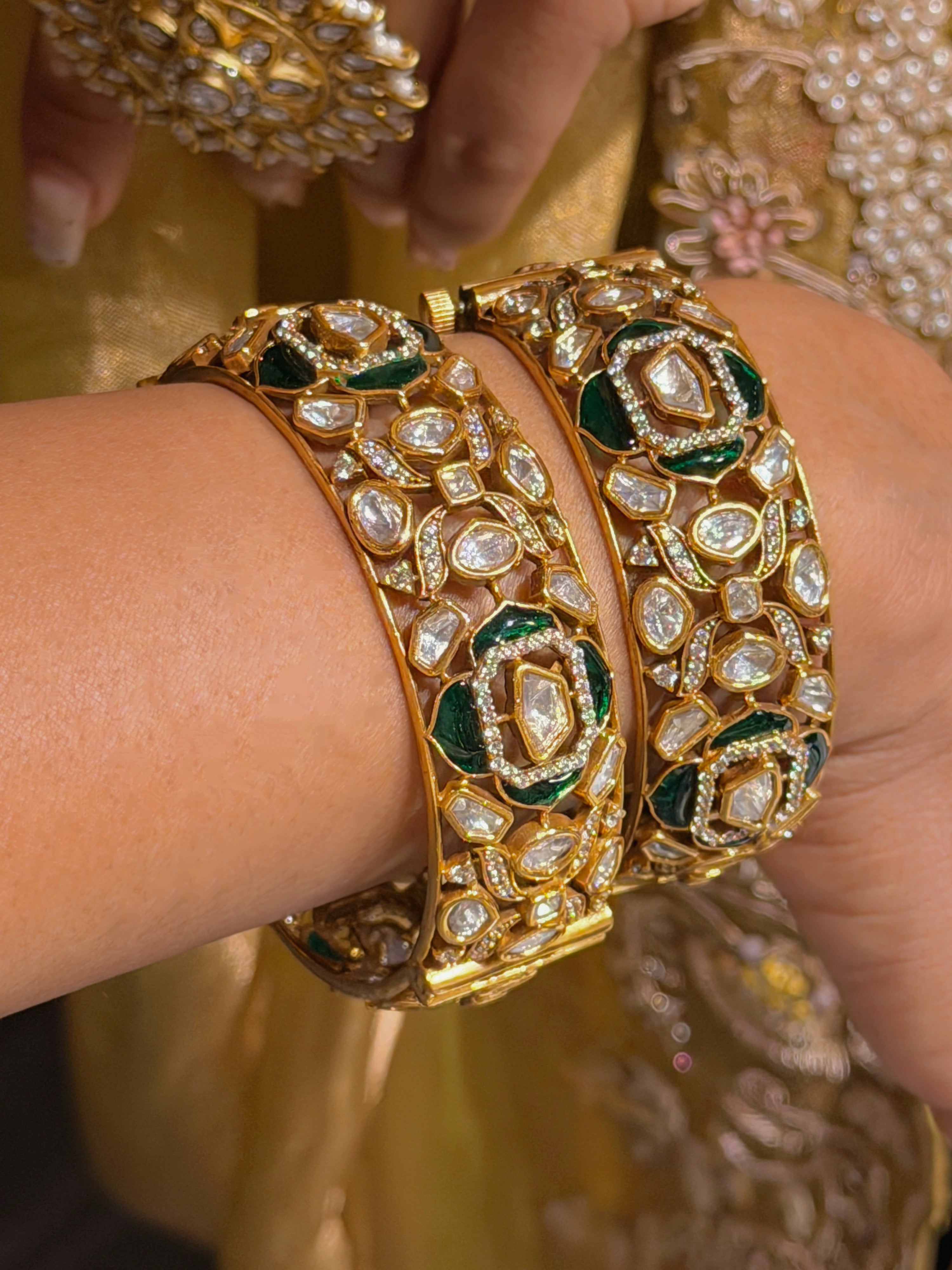 Rosette Bangle - Illuminate Luxe