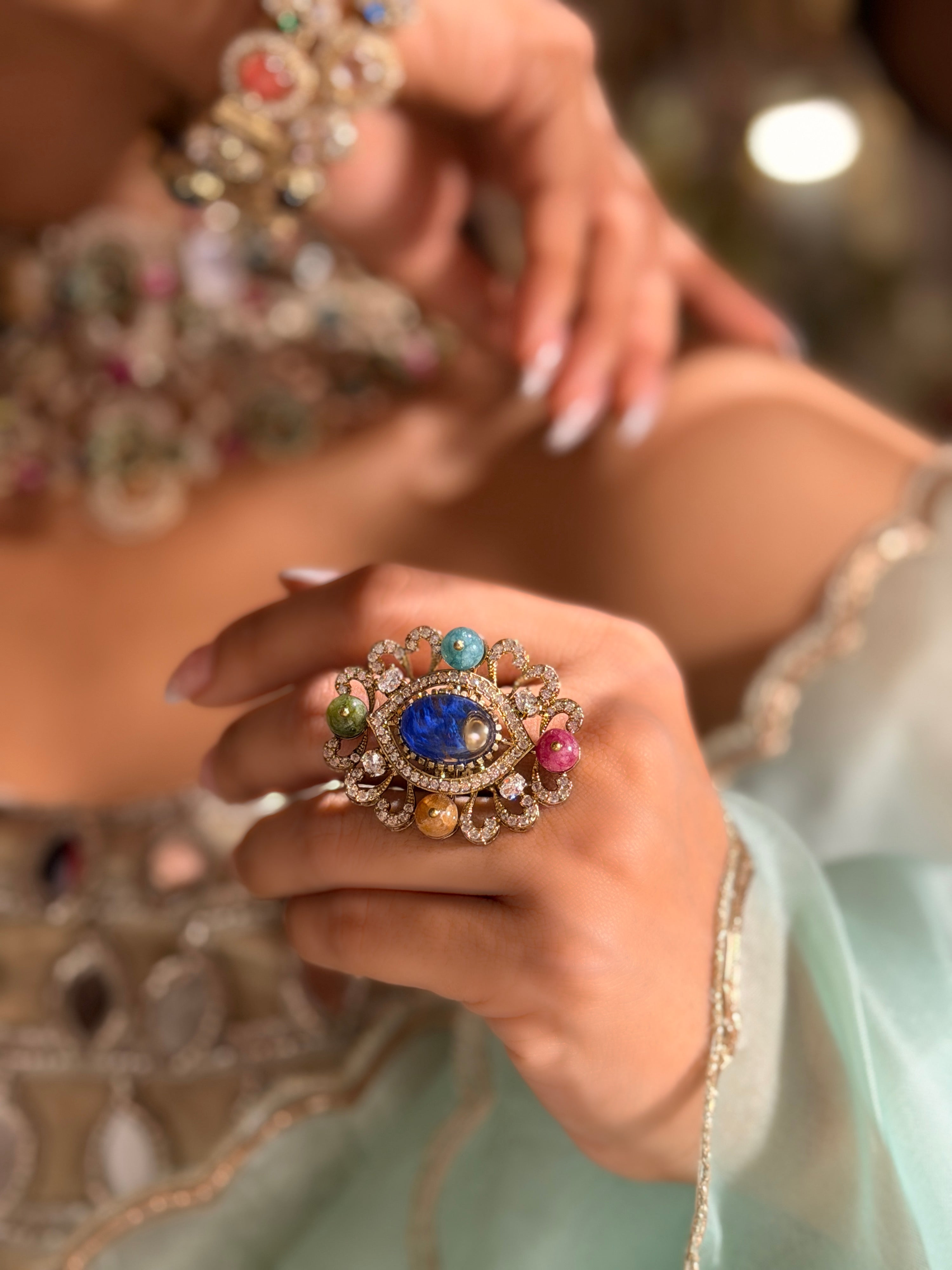 Elizabeth Luminous Sapphire Ring