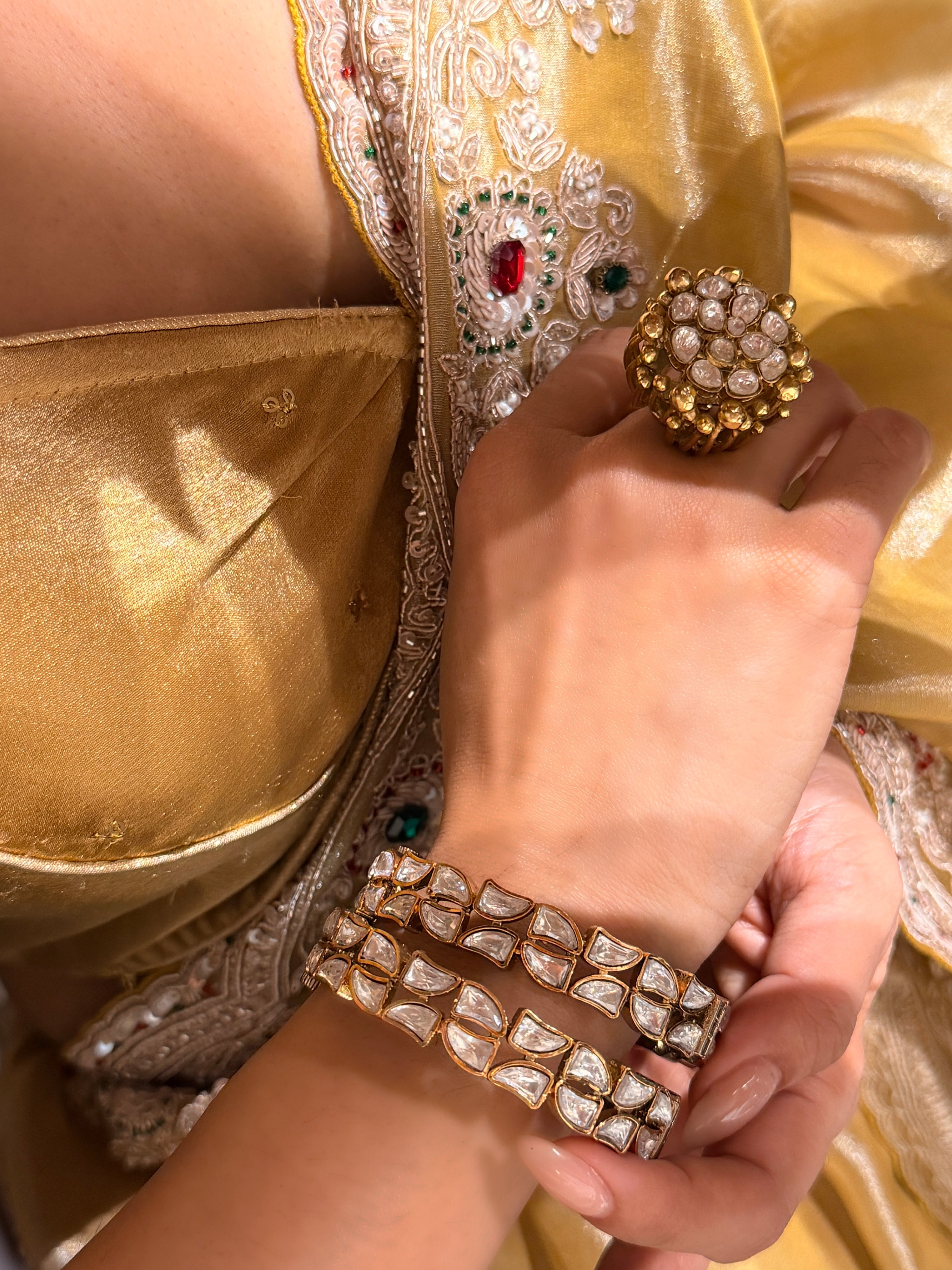 Kanika Moissanite Bangle