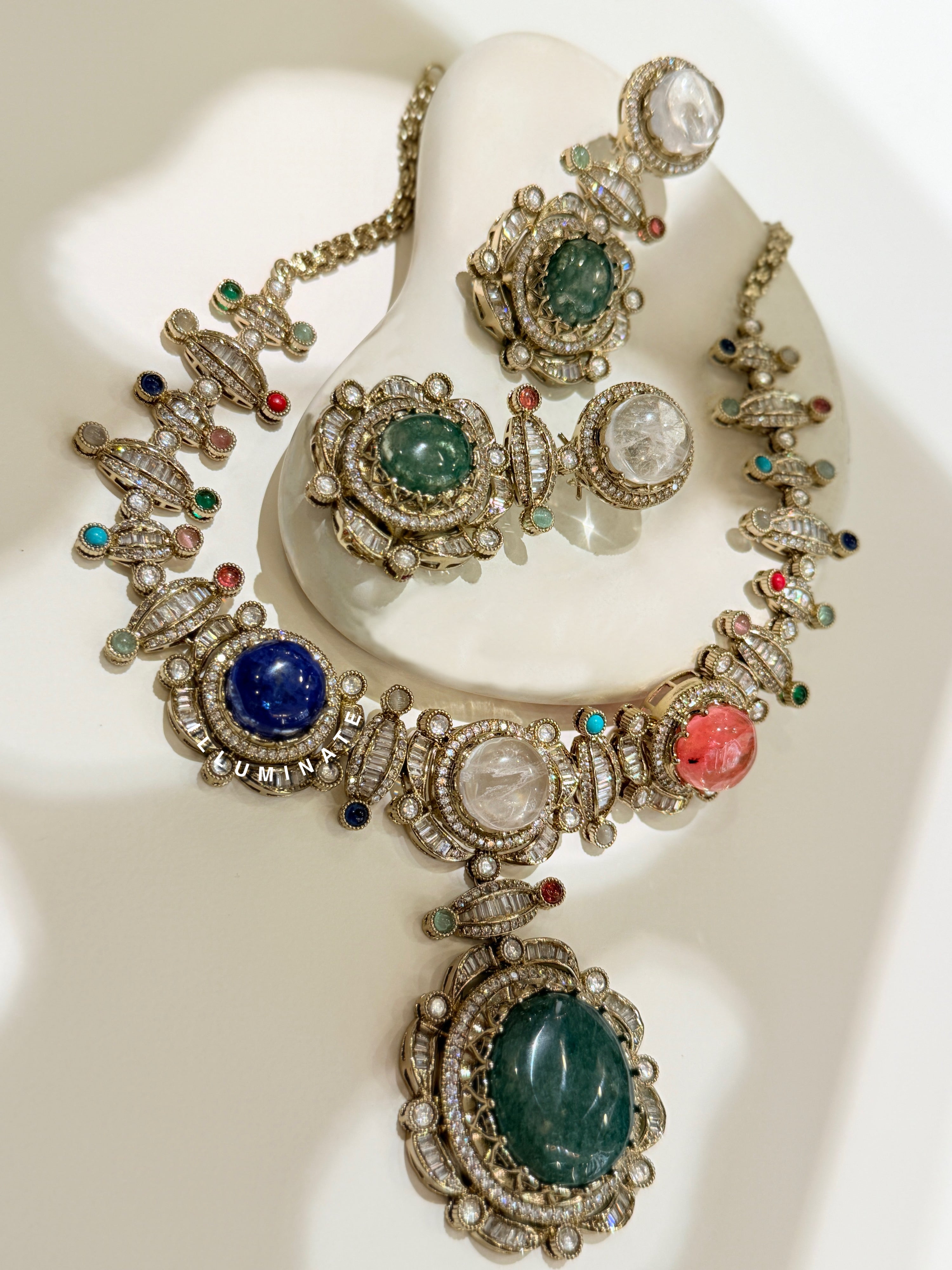 Elizabeth Amore Necklace
