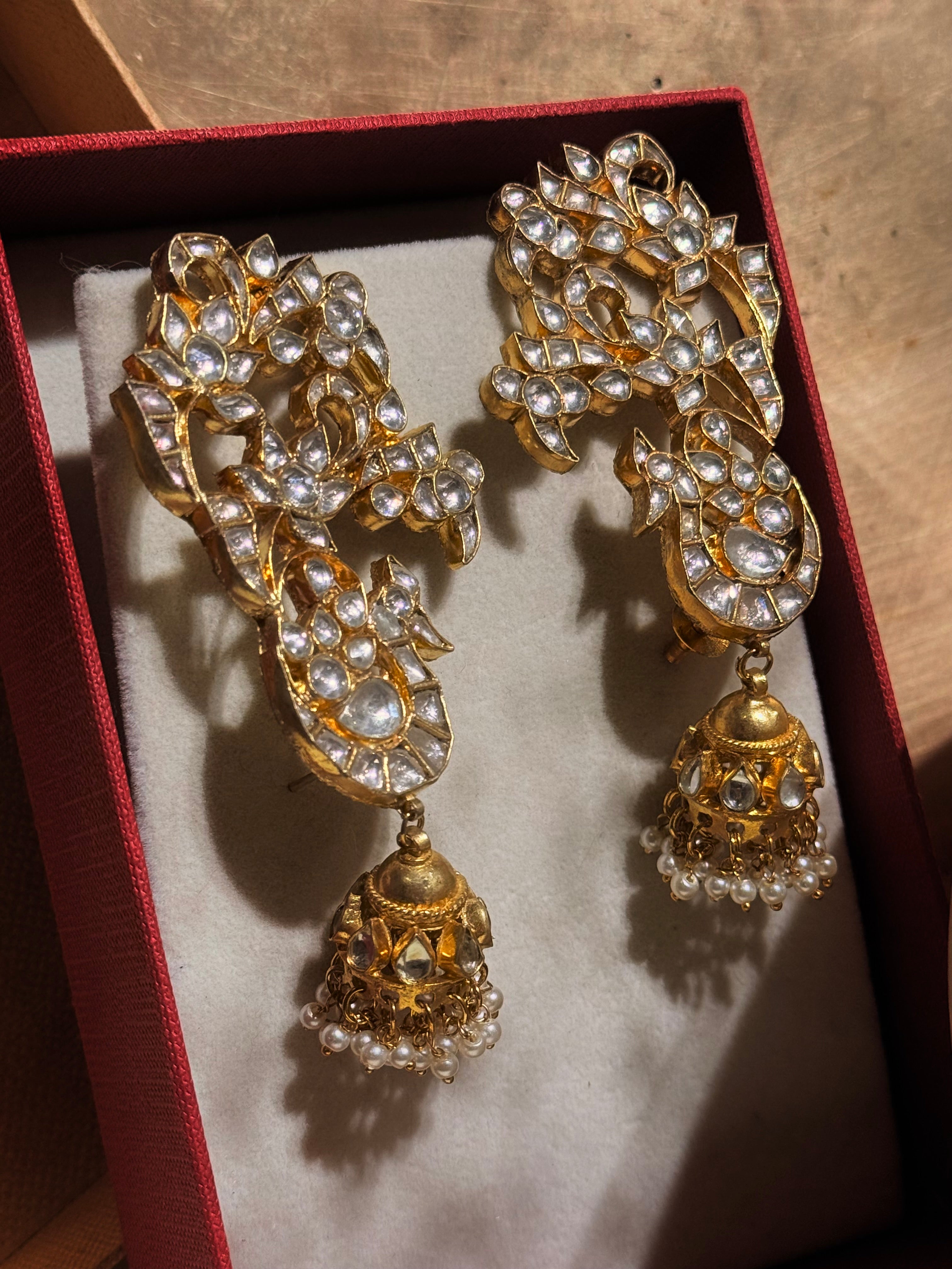 Rashi Kundan kaanphool