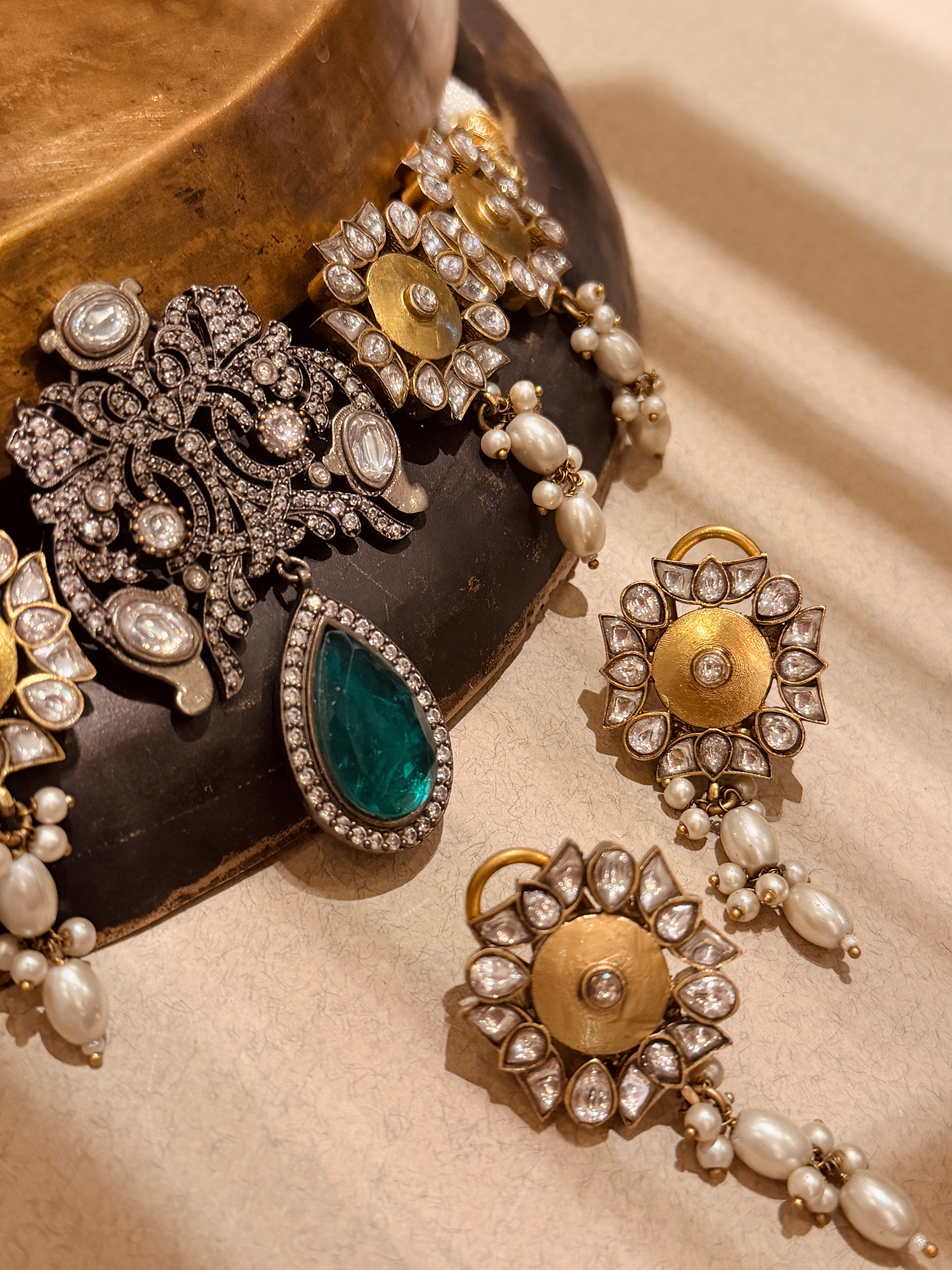 Taarini Royal Glow - Mahira