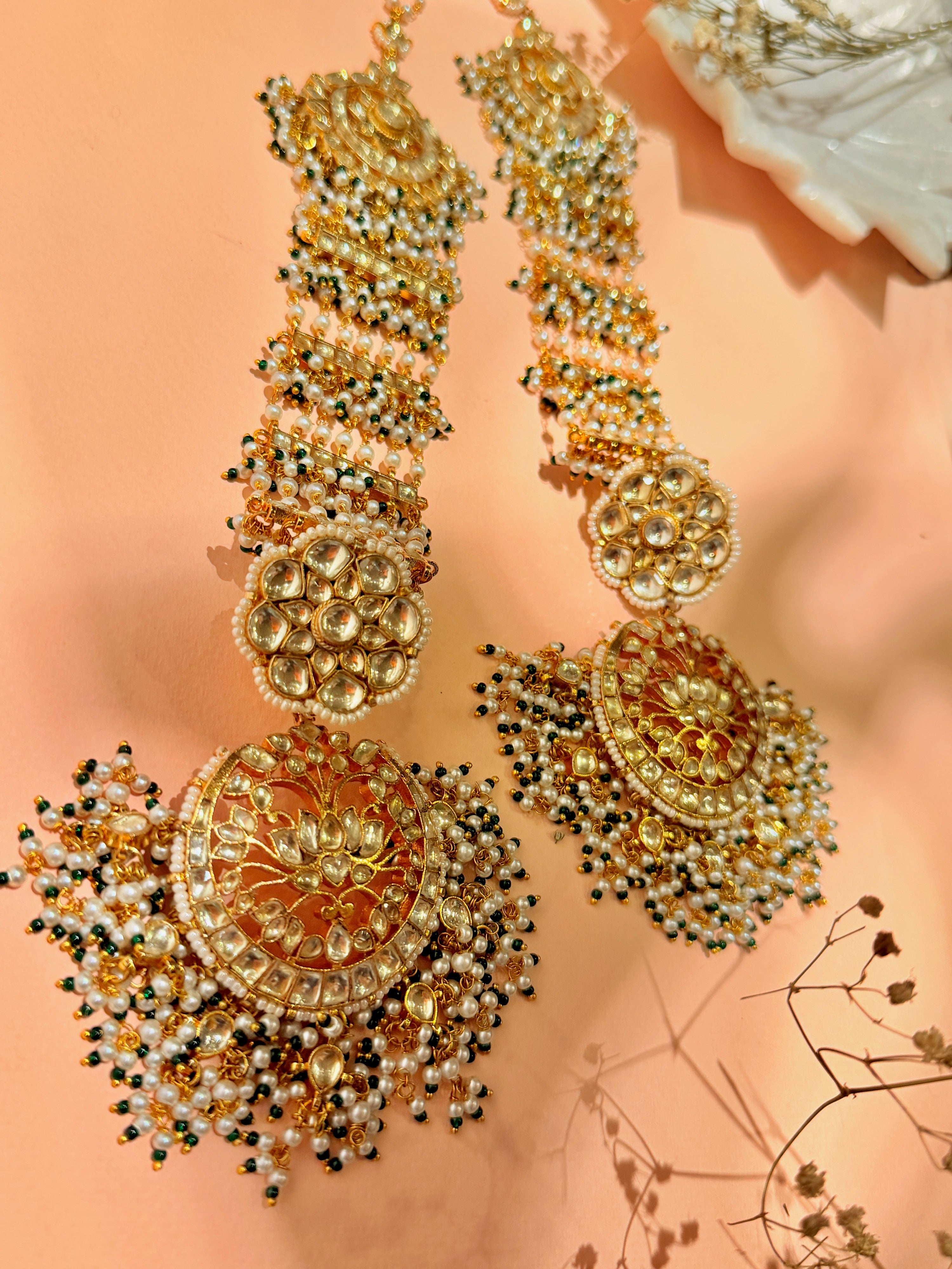 Nizamia Regal Chandbali