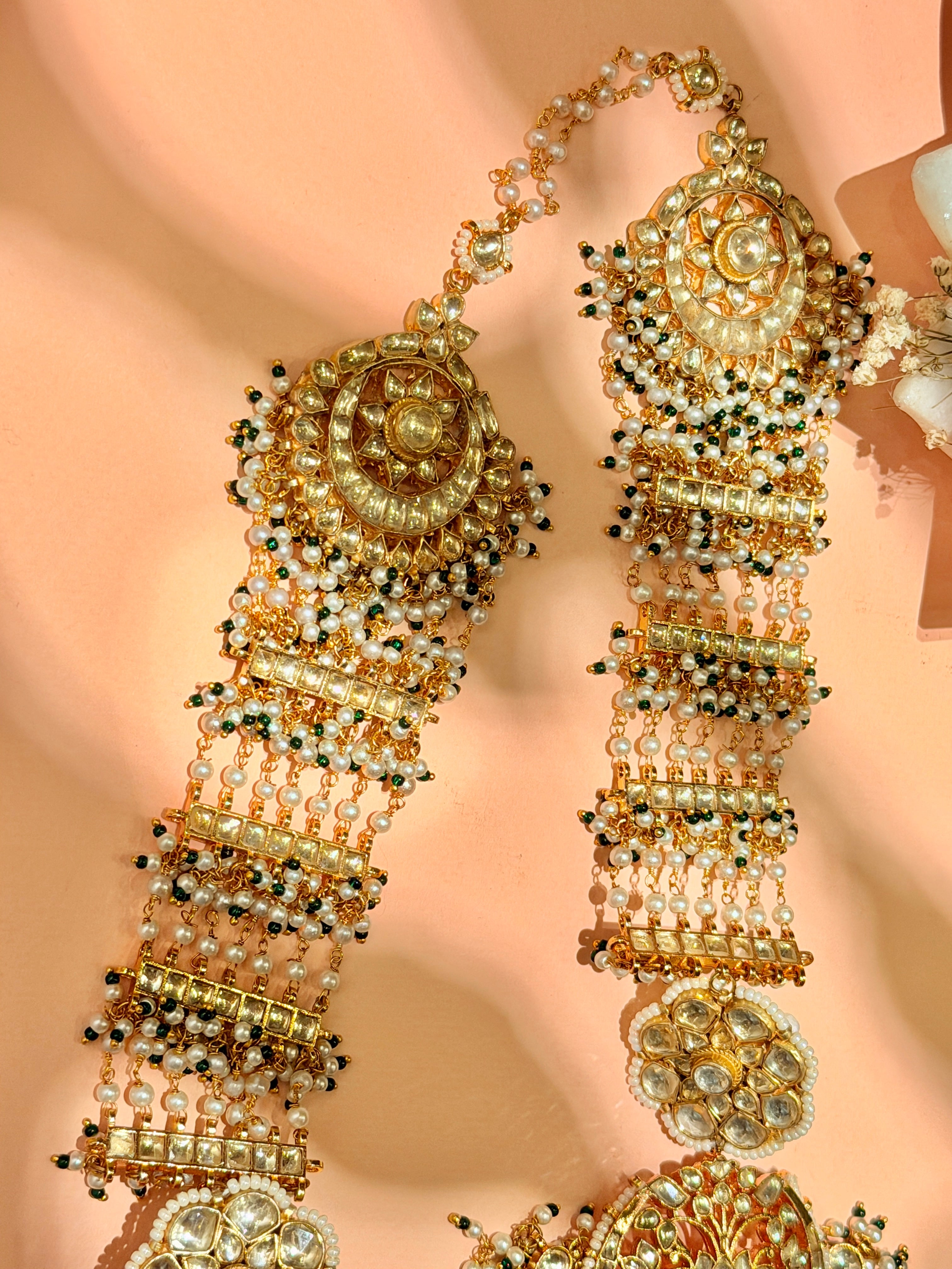 Nizamia Regal Chandbali