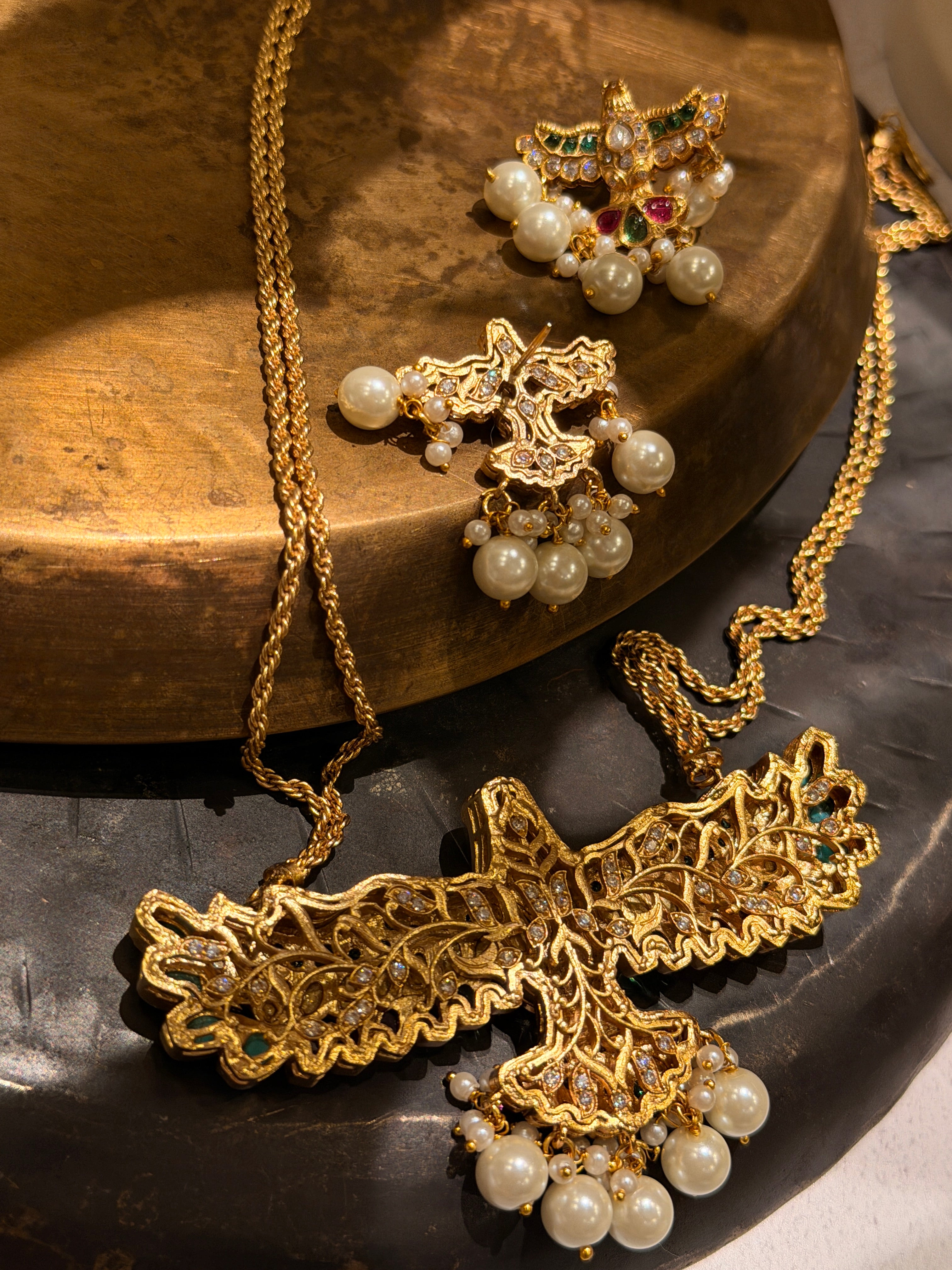 Garuda Leela chain pendant