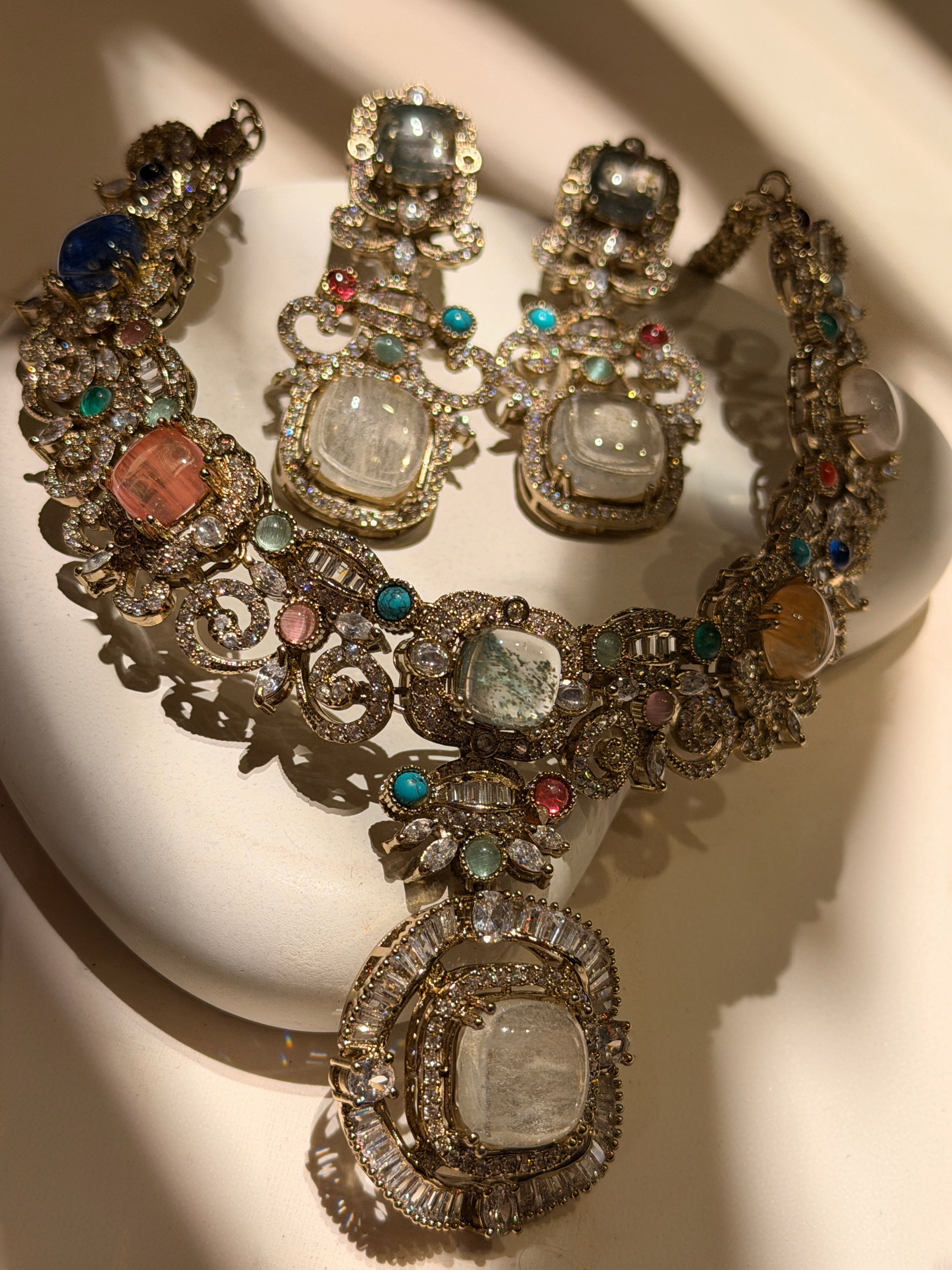 Elizabeth Aurora Gem Cascade