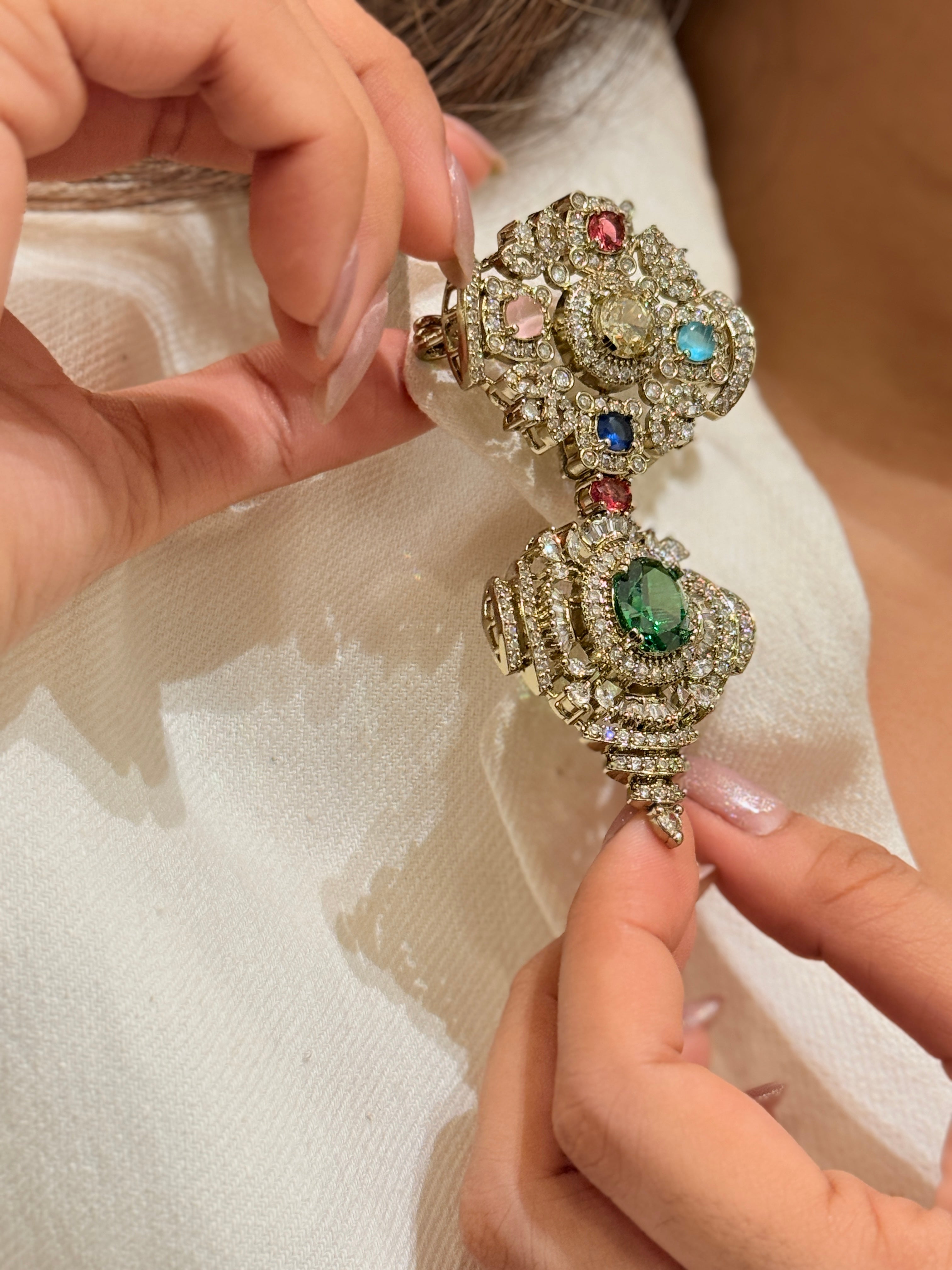 Enchanted Glimmer Brooch