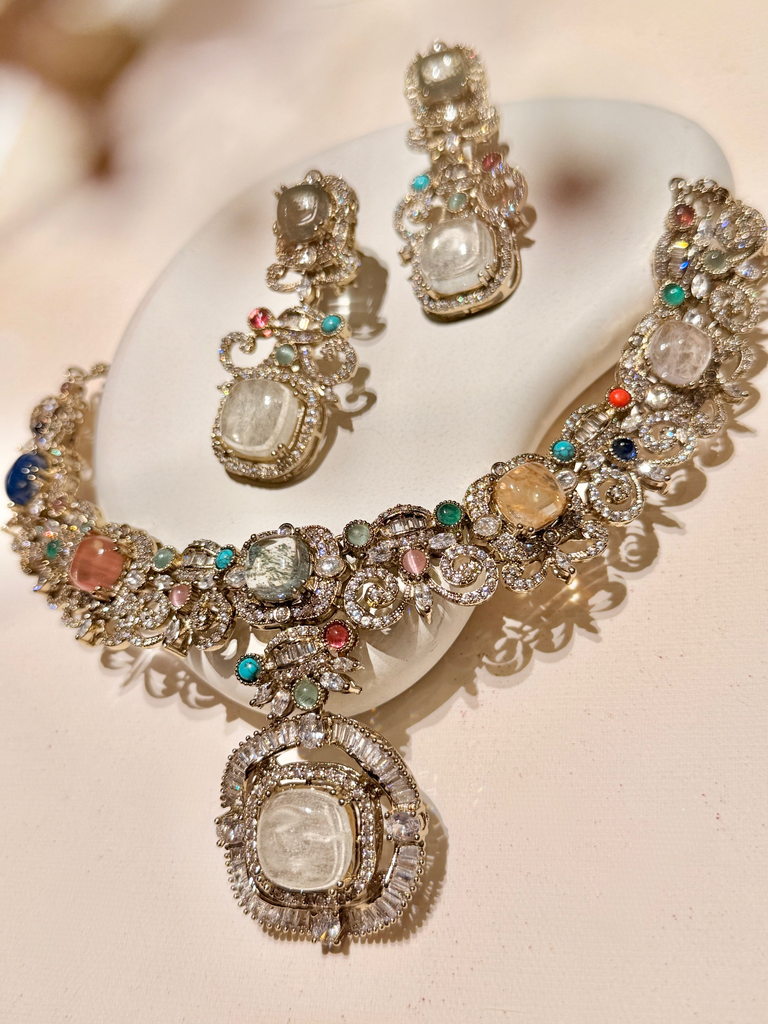 Elizabeth Aurora Gem Cascade