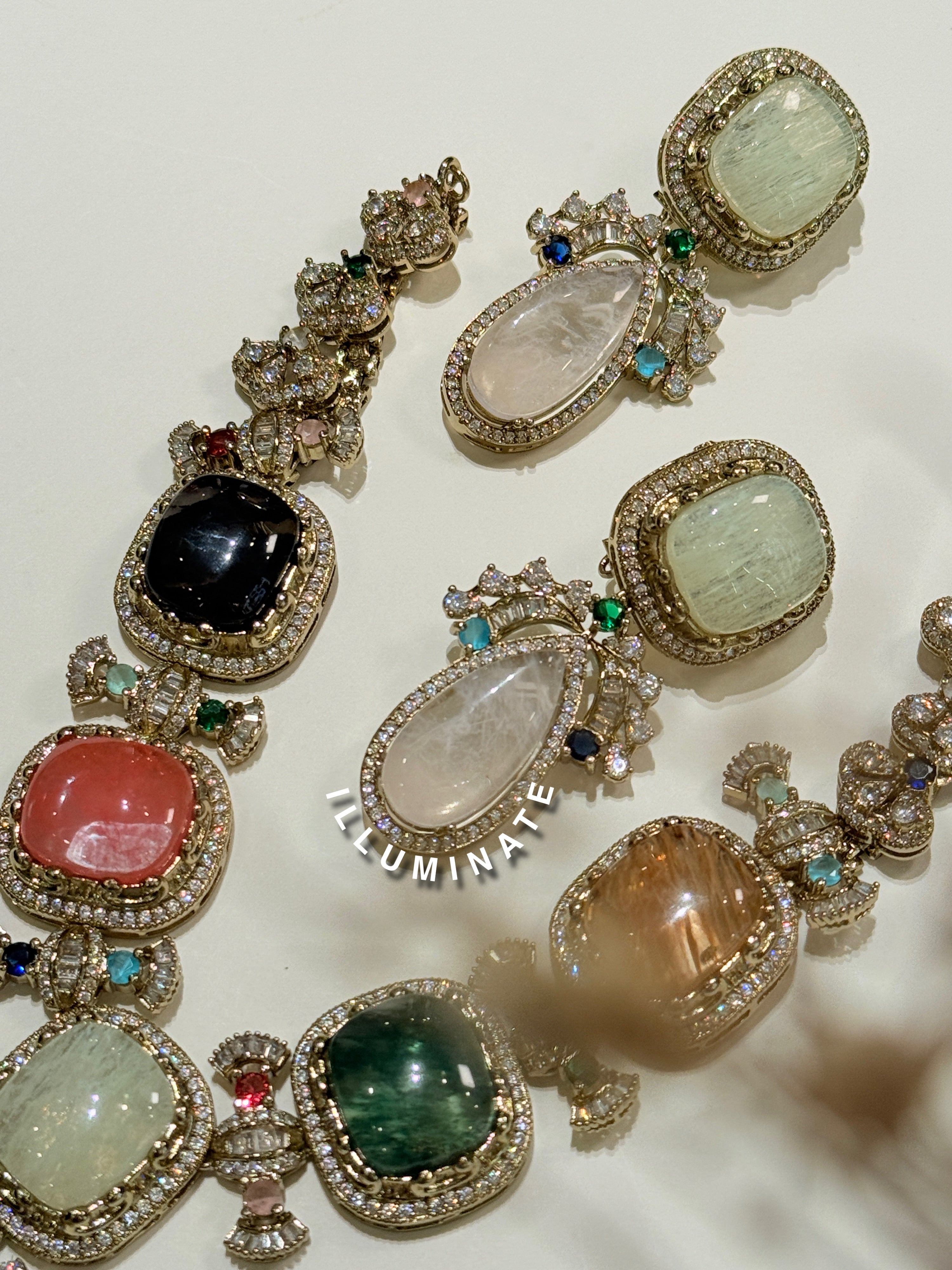 ELIZABETH DAZZLED NECKLACE