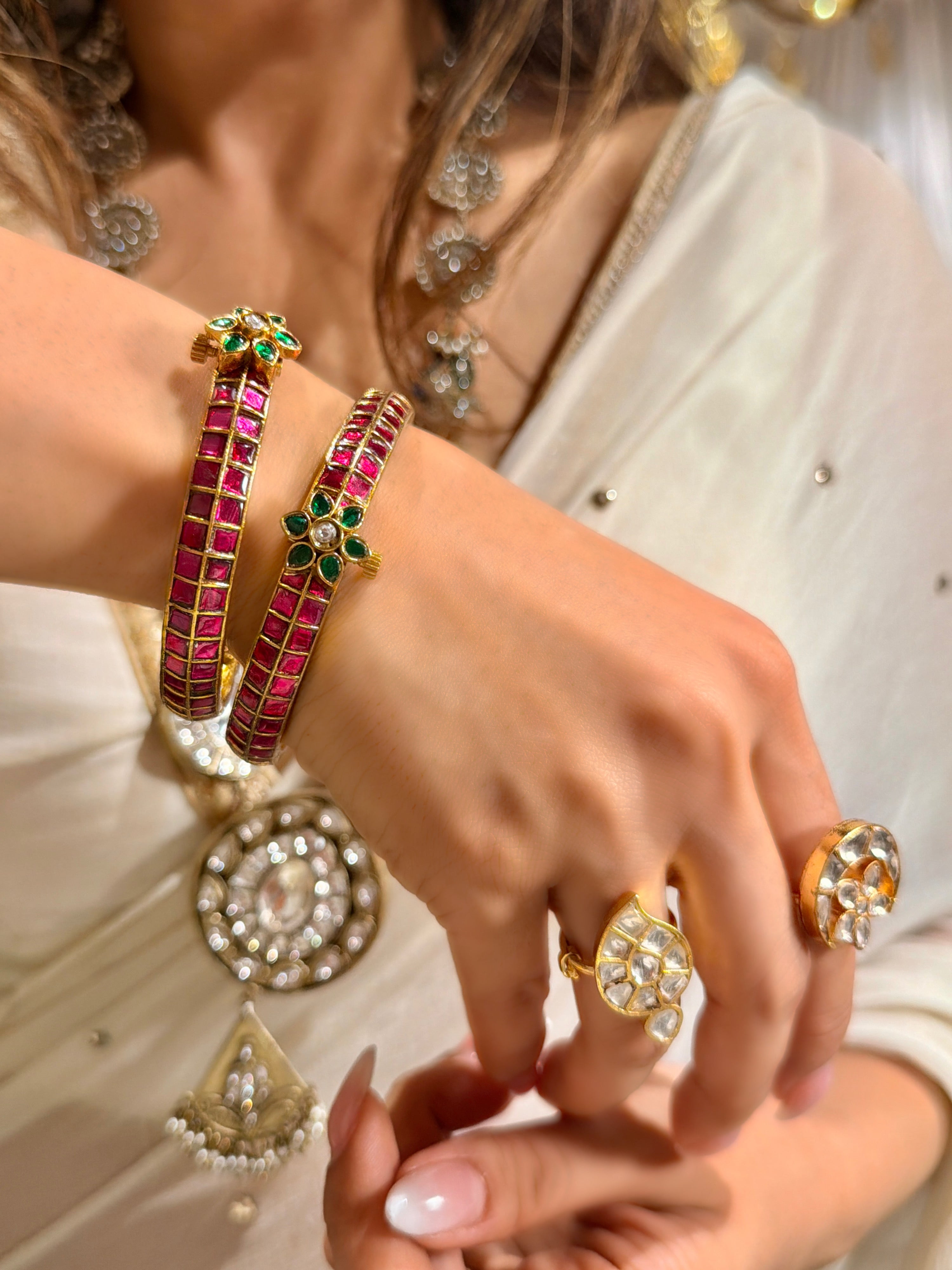 Saaz Ruby Sleek Bangle