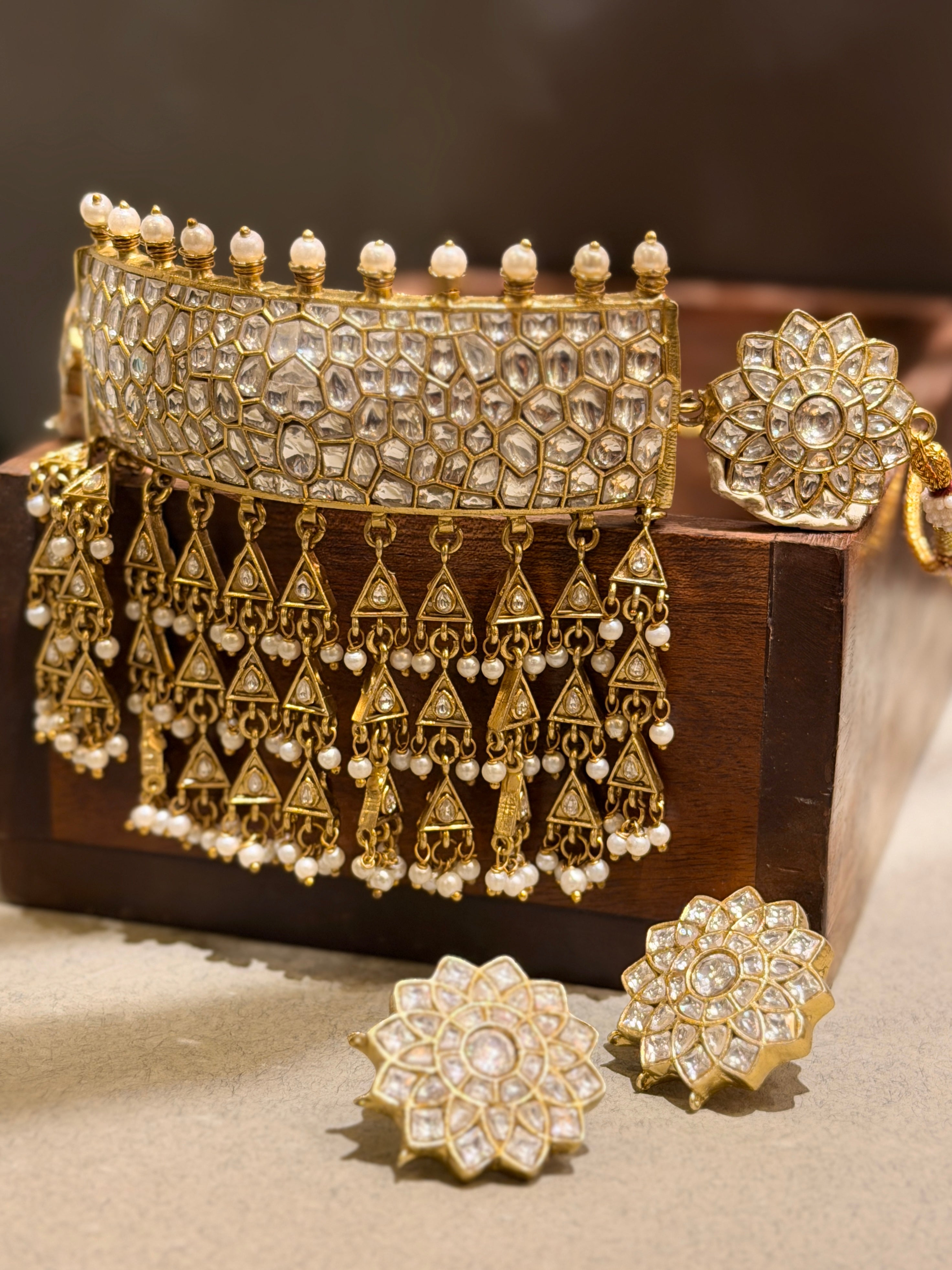 Zunair jadau Neck piece