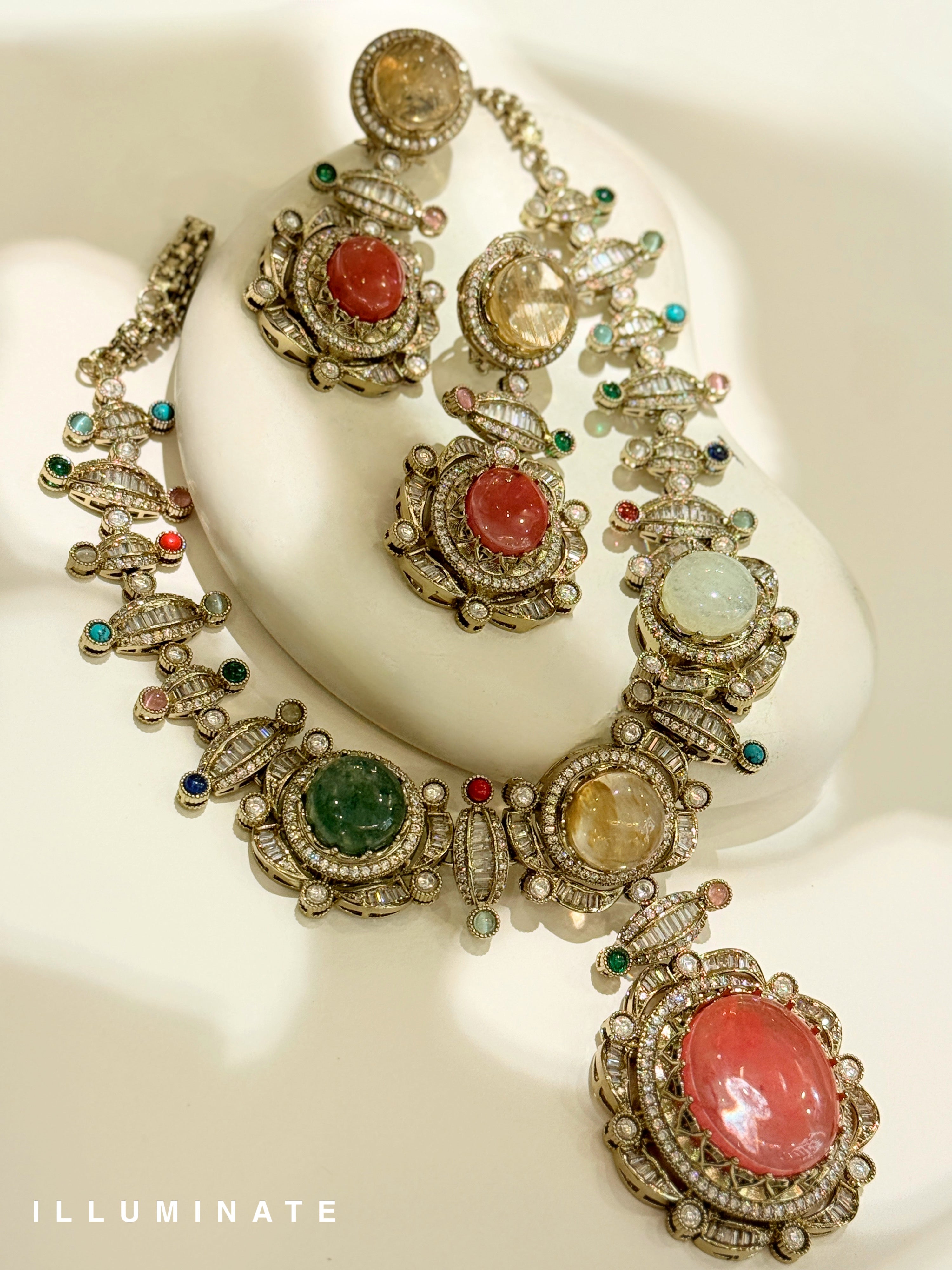 Elizabeth Amore Necklace