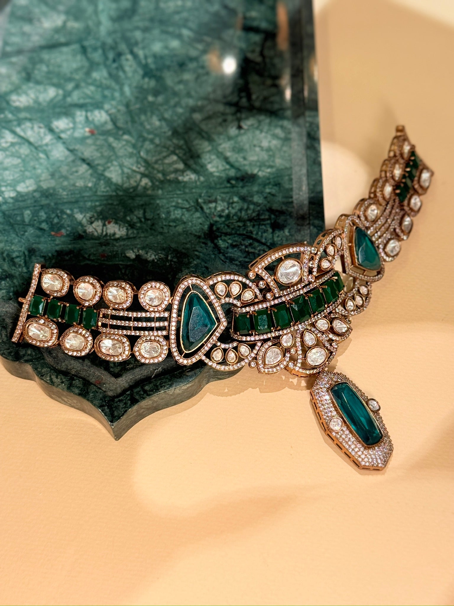 Emerald Essence Choker