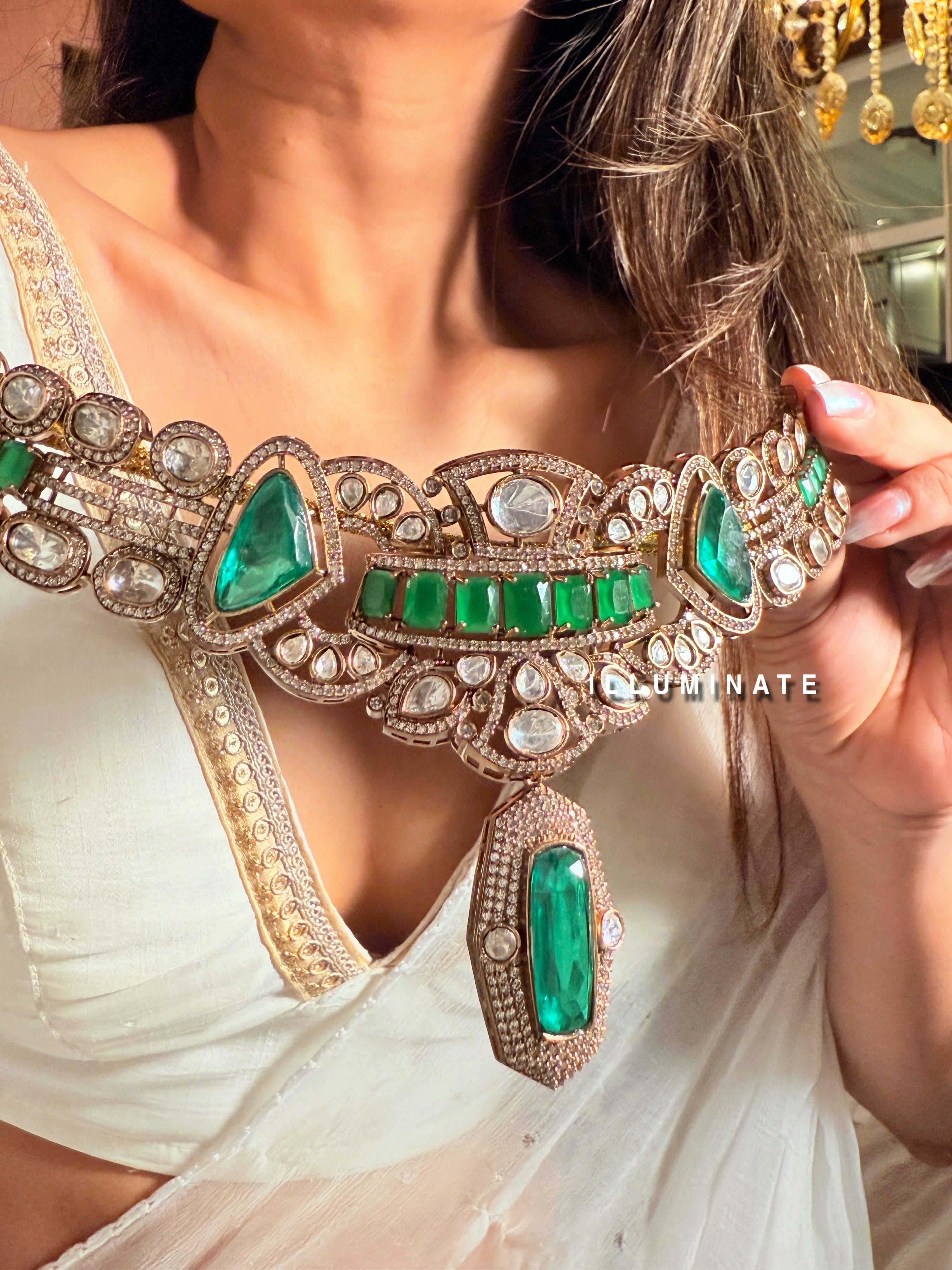 Emerald Essence Choker