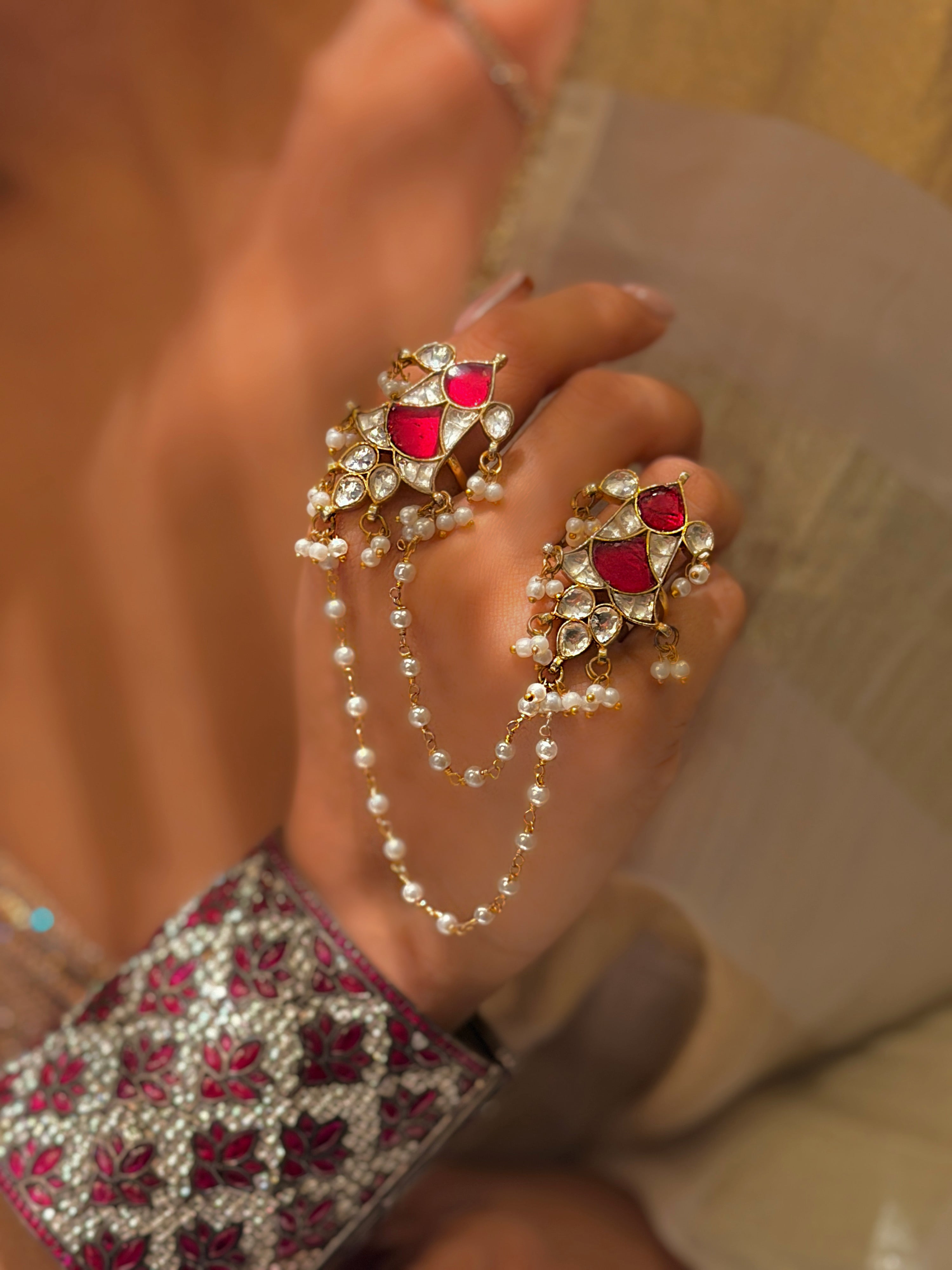 Matsya Pearl chain Dual Finger Ring